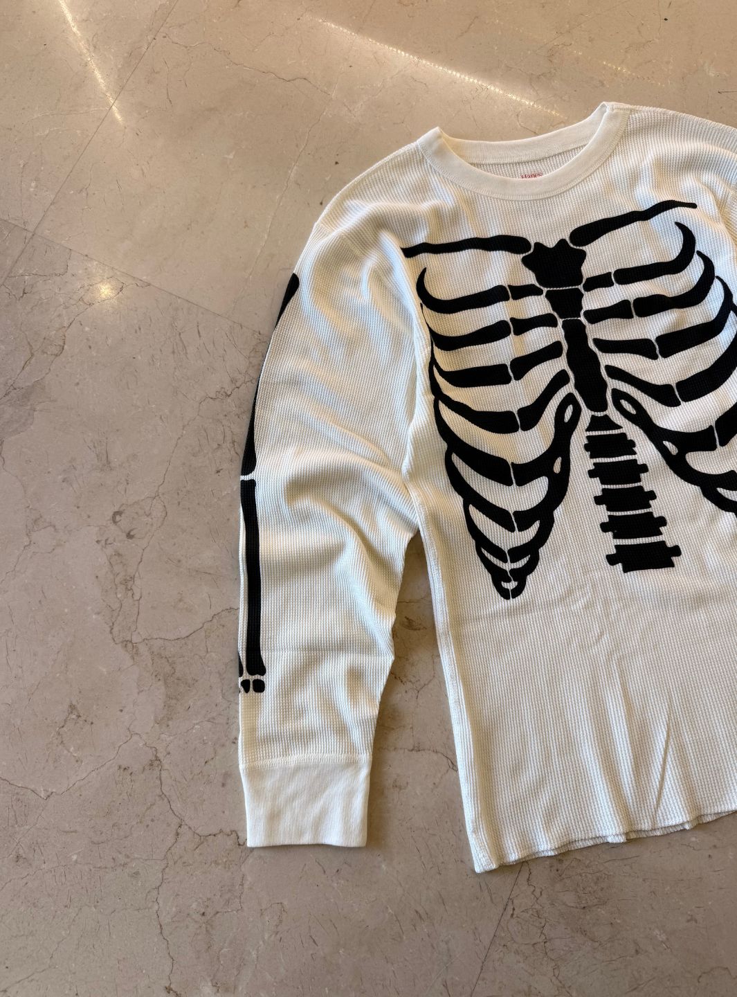 Supreme Hanes Bones Thermal Crew White (FW25) | ResellZone