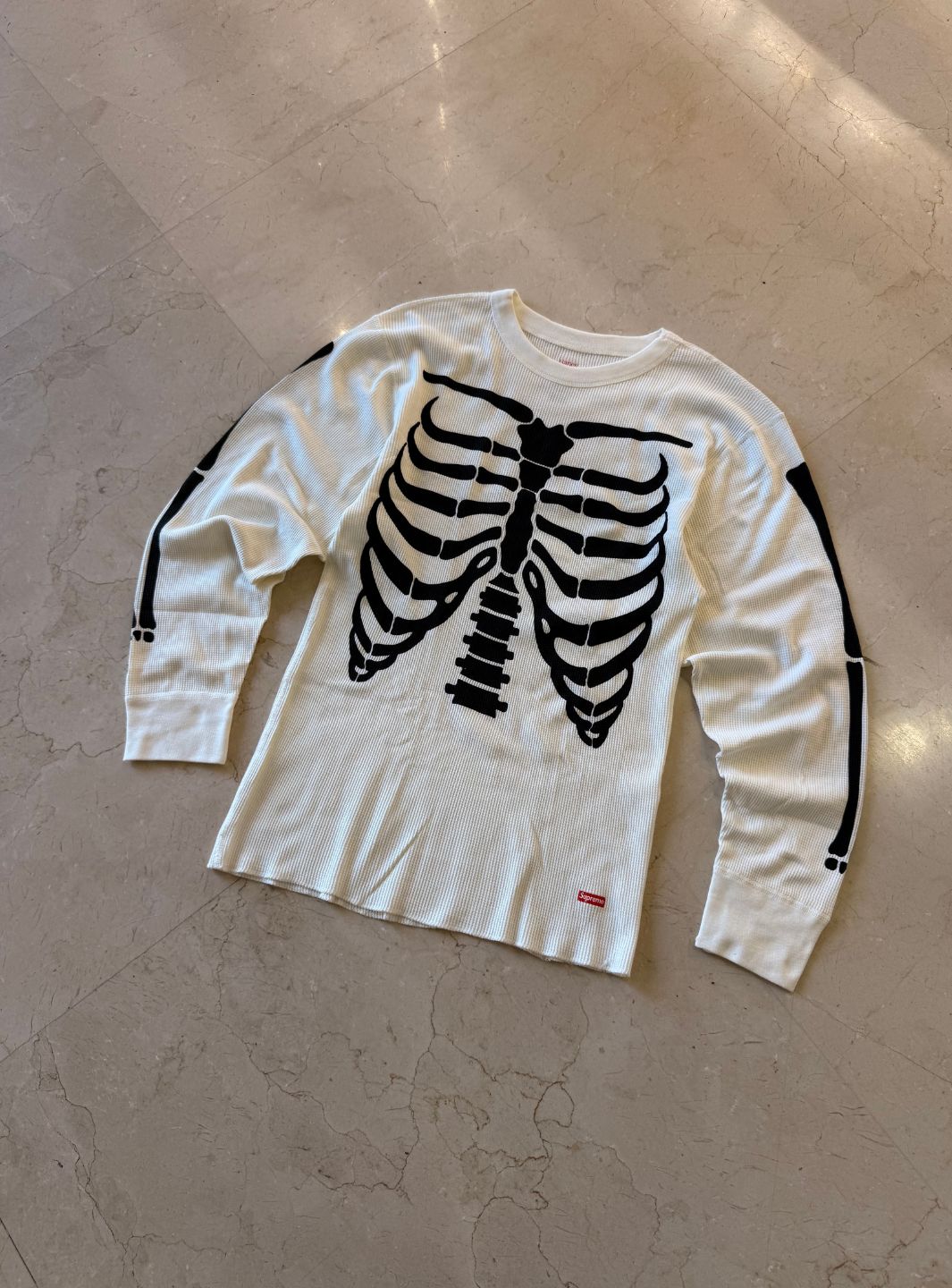 Supreme Hanes Bones Thermal Crew White (FW25) | ResellZone