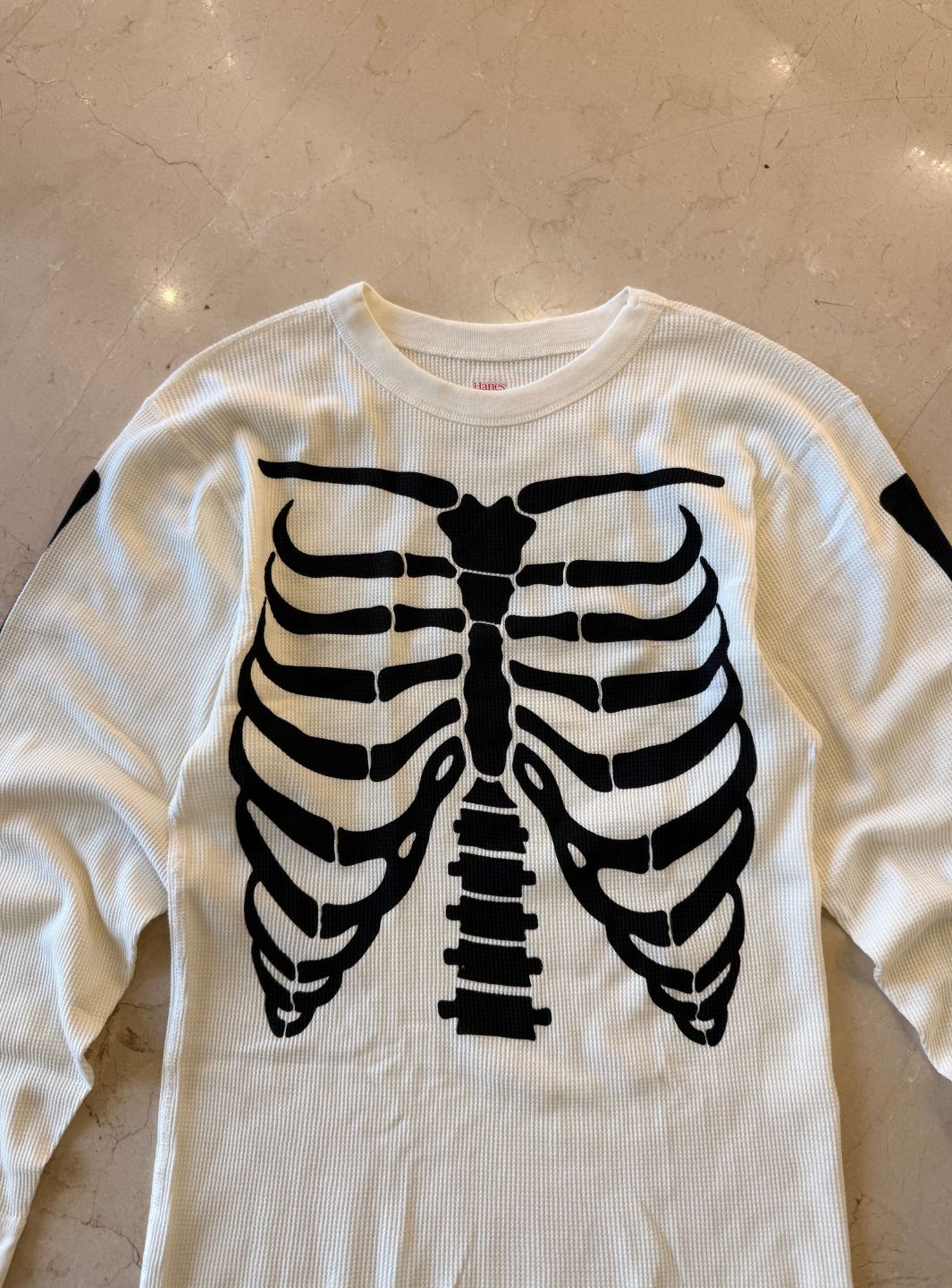 Supreme Hanes Bones Thermal Crew White (FW25) | ResellZone