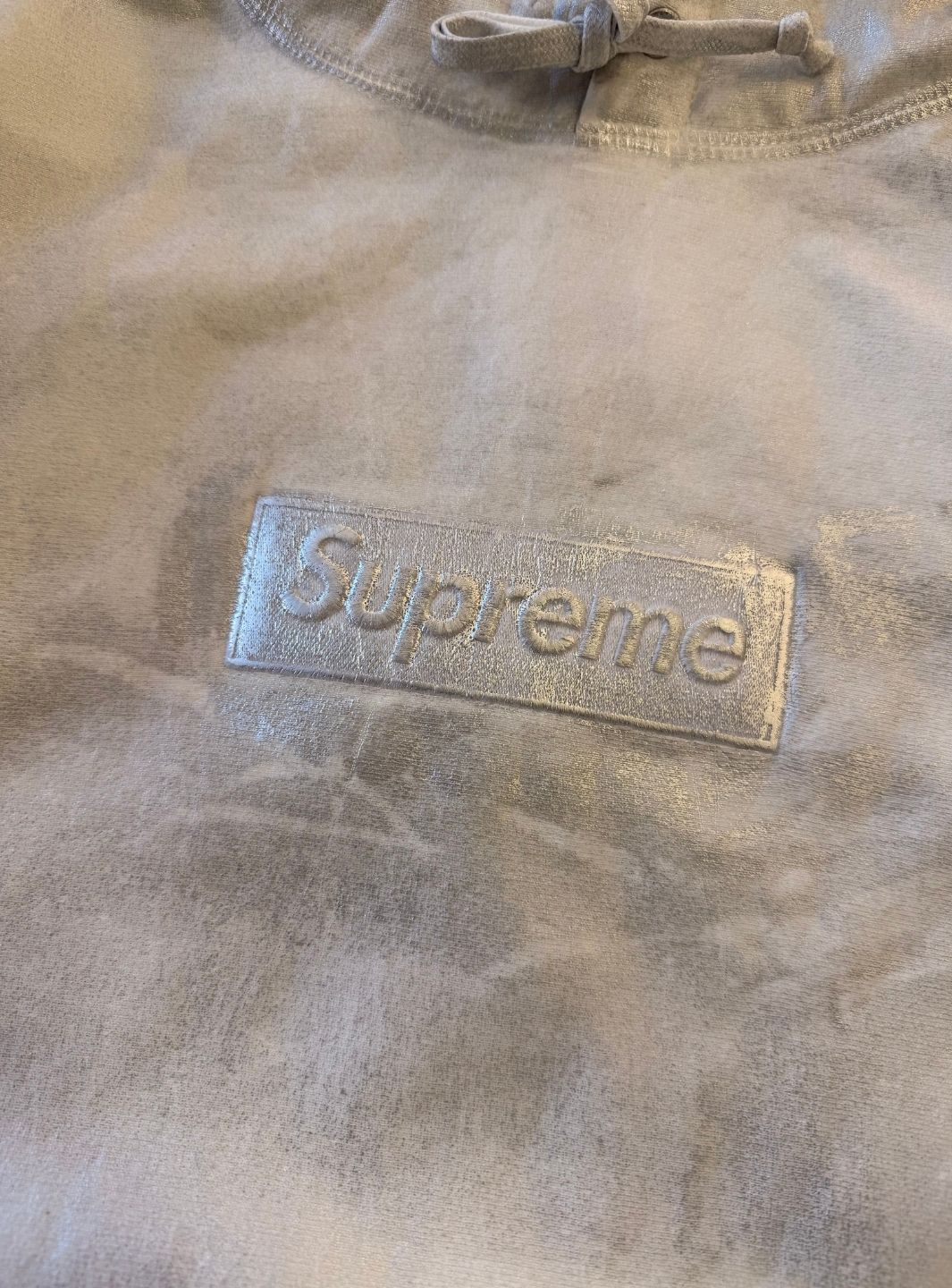 Supreme MM6 Maison Margiela Foil Box Logo Hooded Sweatshirt White | ResellZone