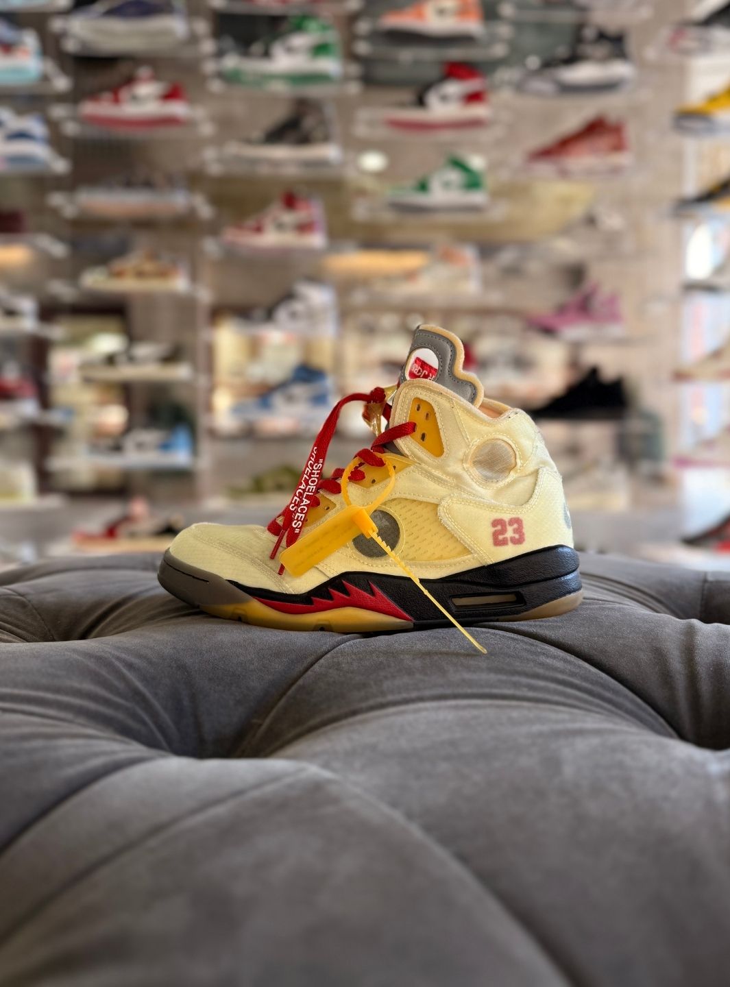Air Jordan 5 Retro Off-White Sail - Sneakers Usate | ResellZone