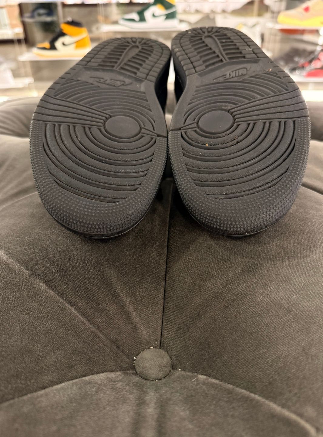 Air Jordan 1 Retro Low OG SP Travis Scott Black Phantom - Sneakers Usate | ResellZone