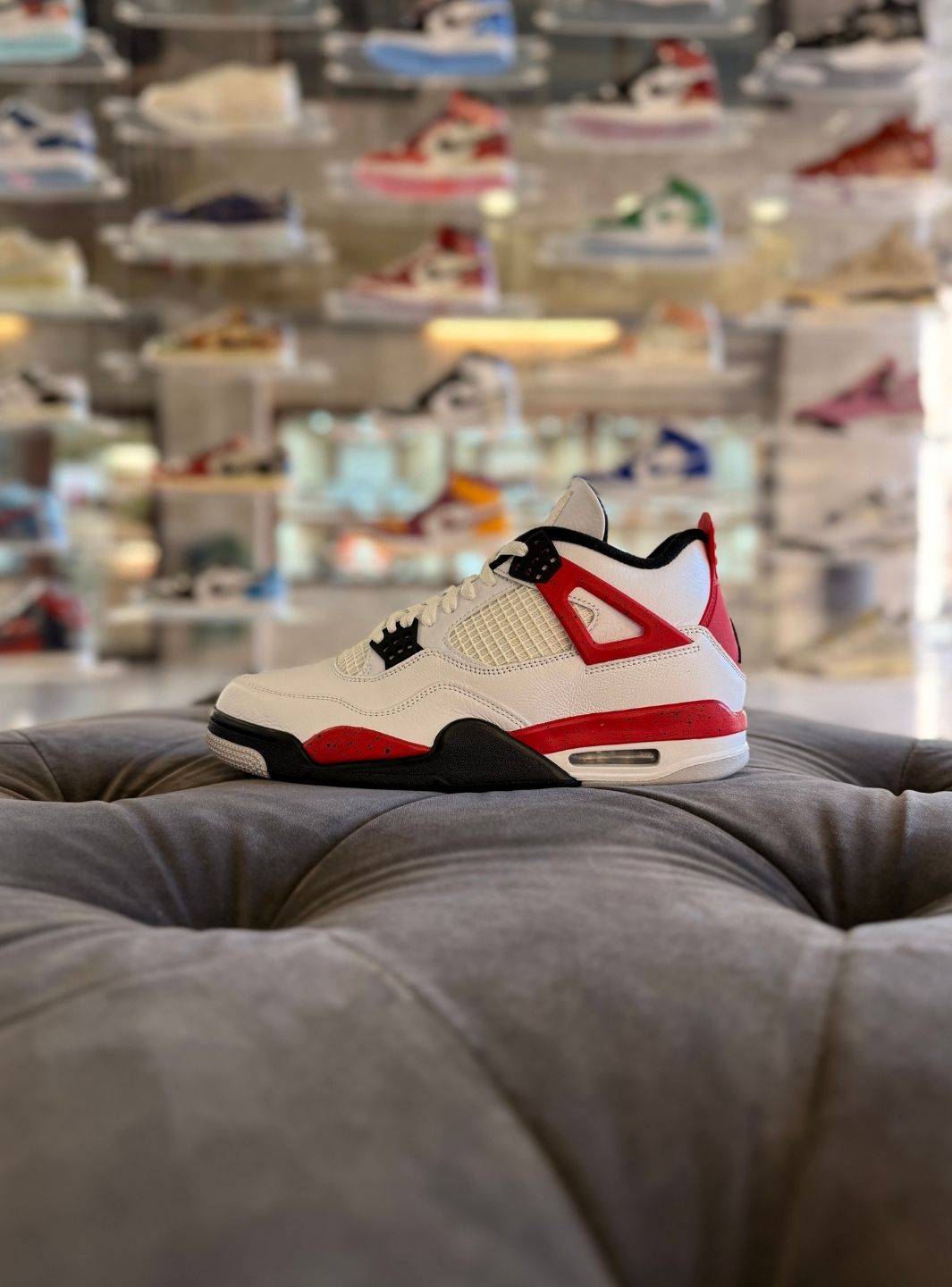 Air Jordan 4 Red Cement - Usato 9.5/10