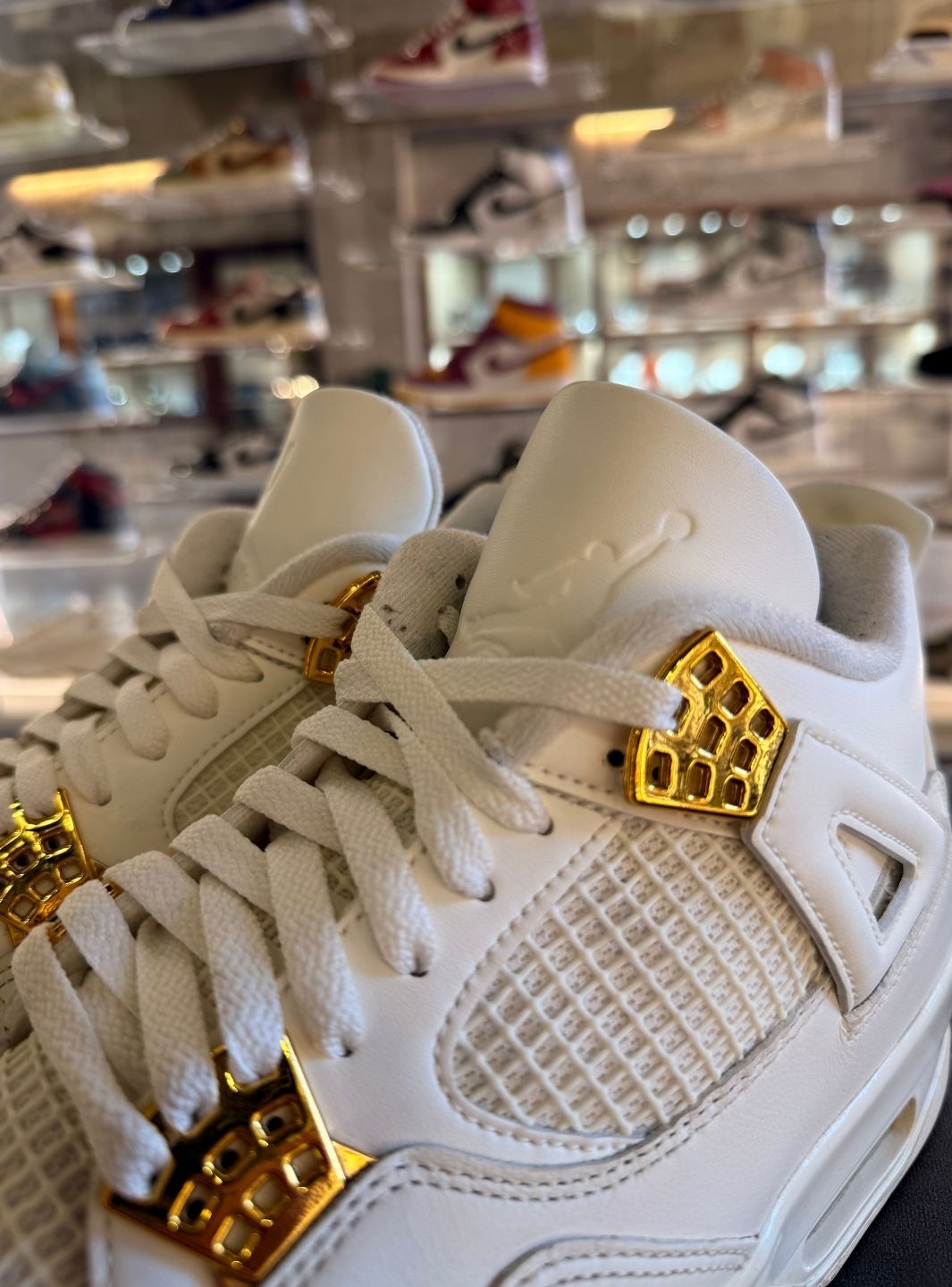 Air Jordan 4 Retro Metallic Gold - Usato 9/10