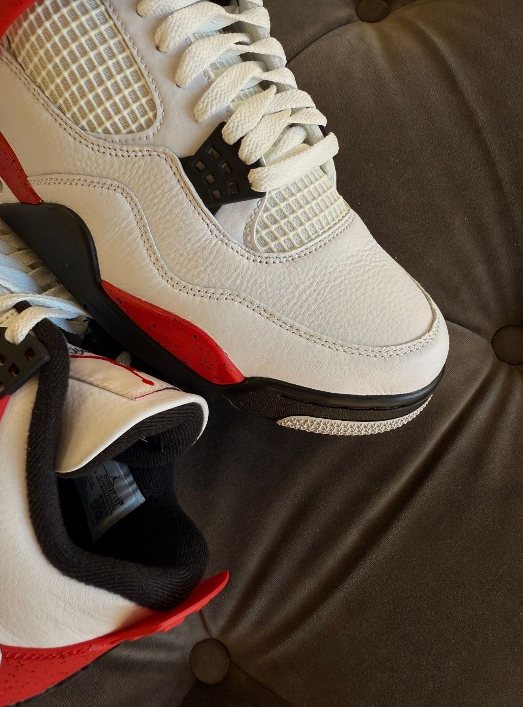 Air Jordan 4 Red Cement - Usato 9.5/10