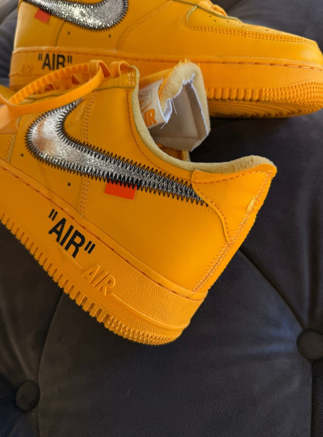 Nike Air Force 1 Low Off-White ICA University Gold - Usato 9.5/10