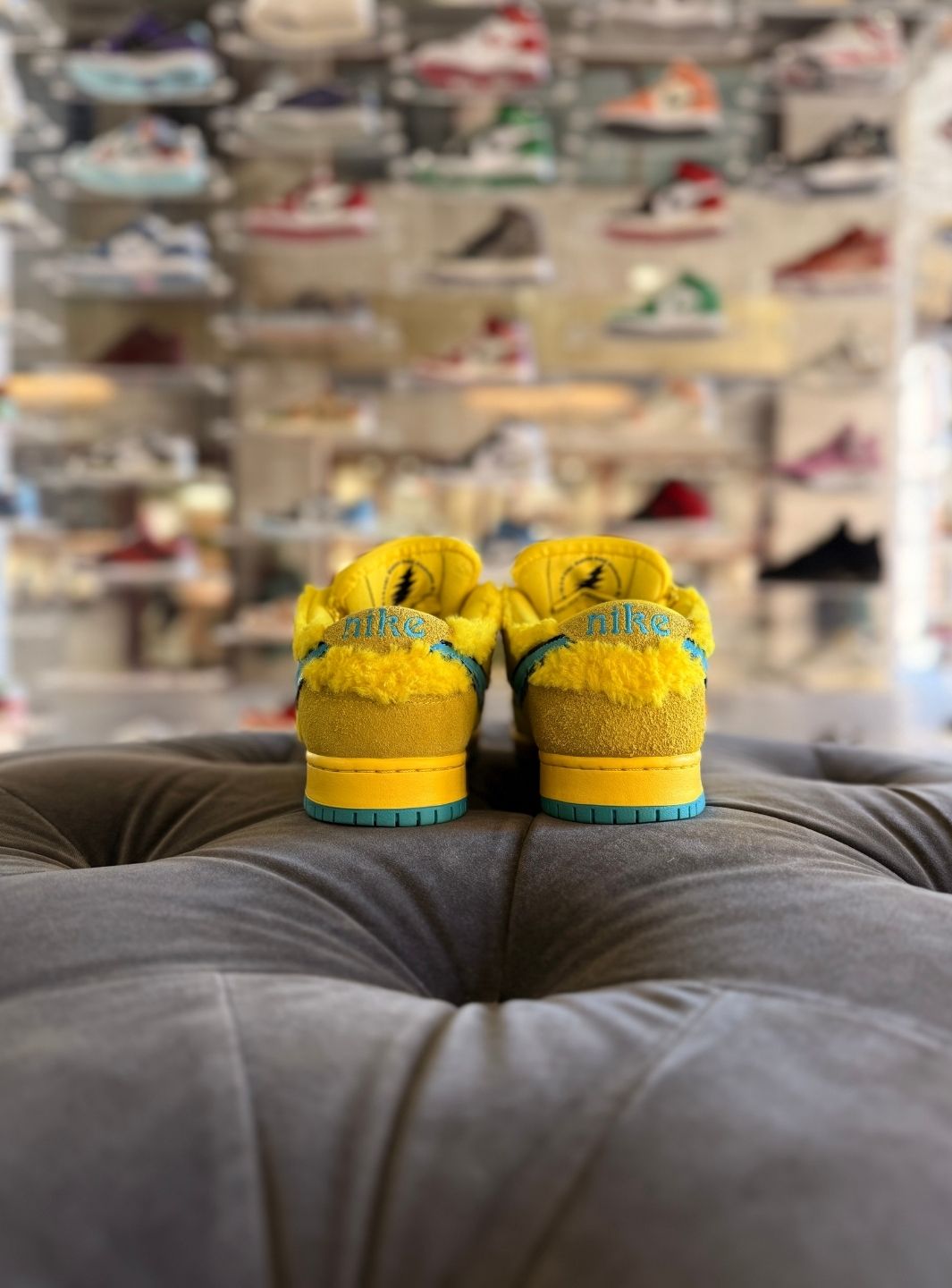Nike SB Dunk Low Grateful Dead Bears Opti Yellow - Sneakers Usate | ResellZone