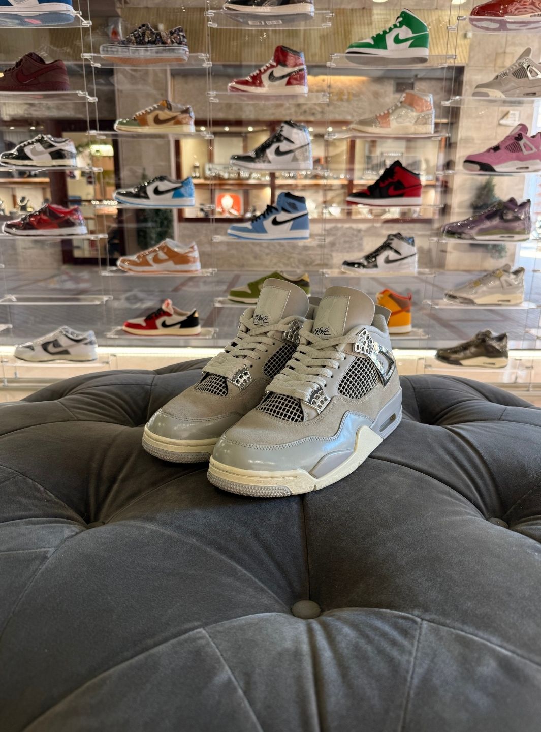 Air Jordan 4 Retro Frozen Moments - Sneakers Usate | ResellZone