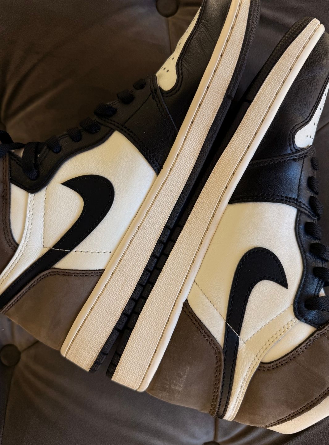 Air Jordan 1 Retro High Dark Mocha - Usato 9/10