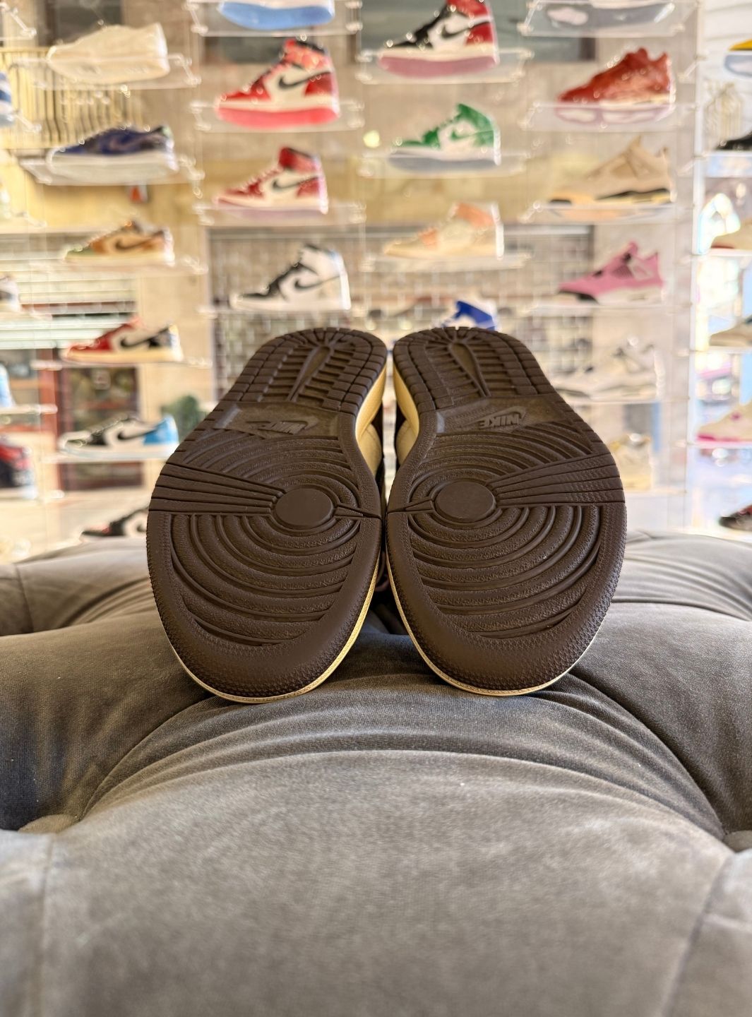 Air Jordan 1 Retro High OG SP Travis Scott Mocha - Usato 8.5/10