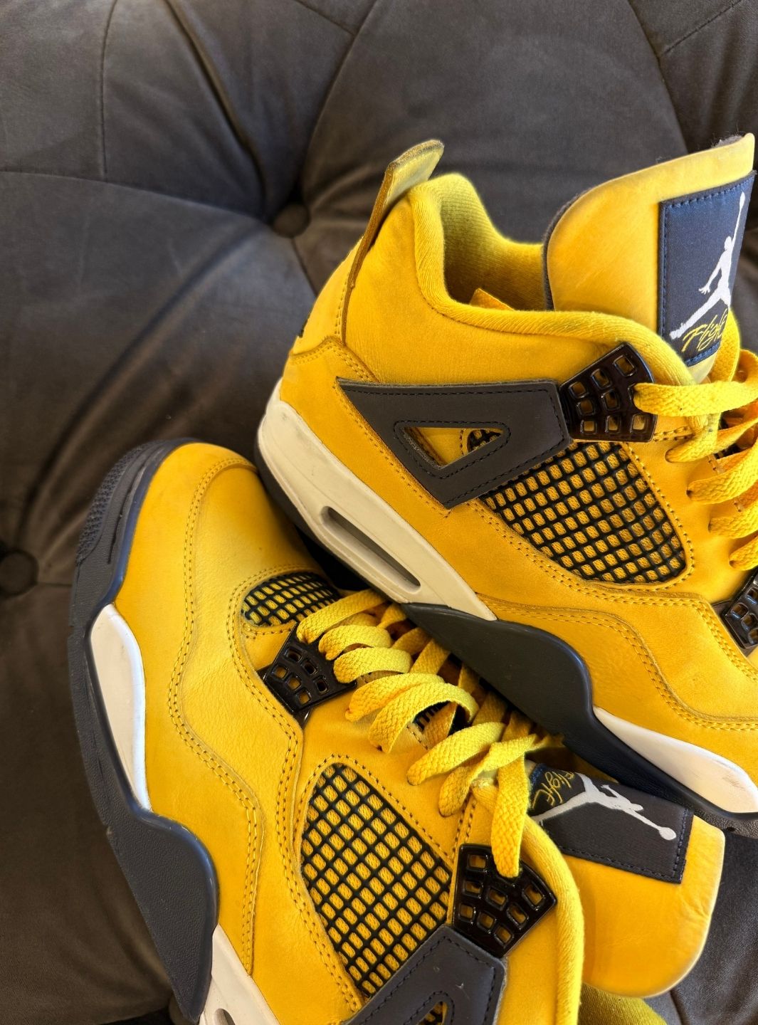 Air Jordan 4 Retro Lightning (2021) - Usato 8.5/10