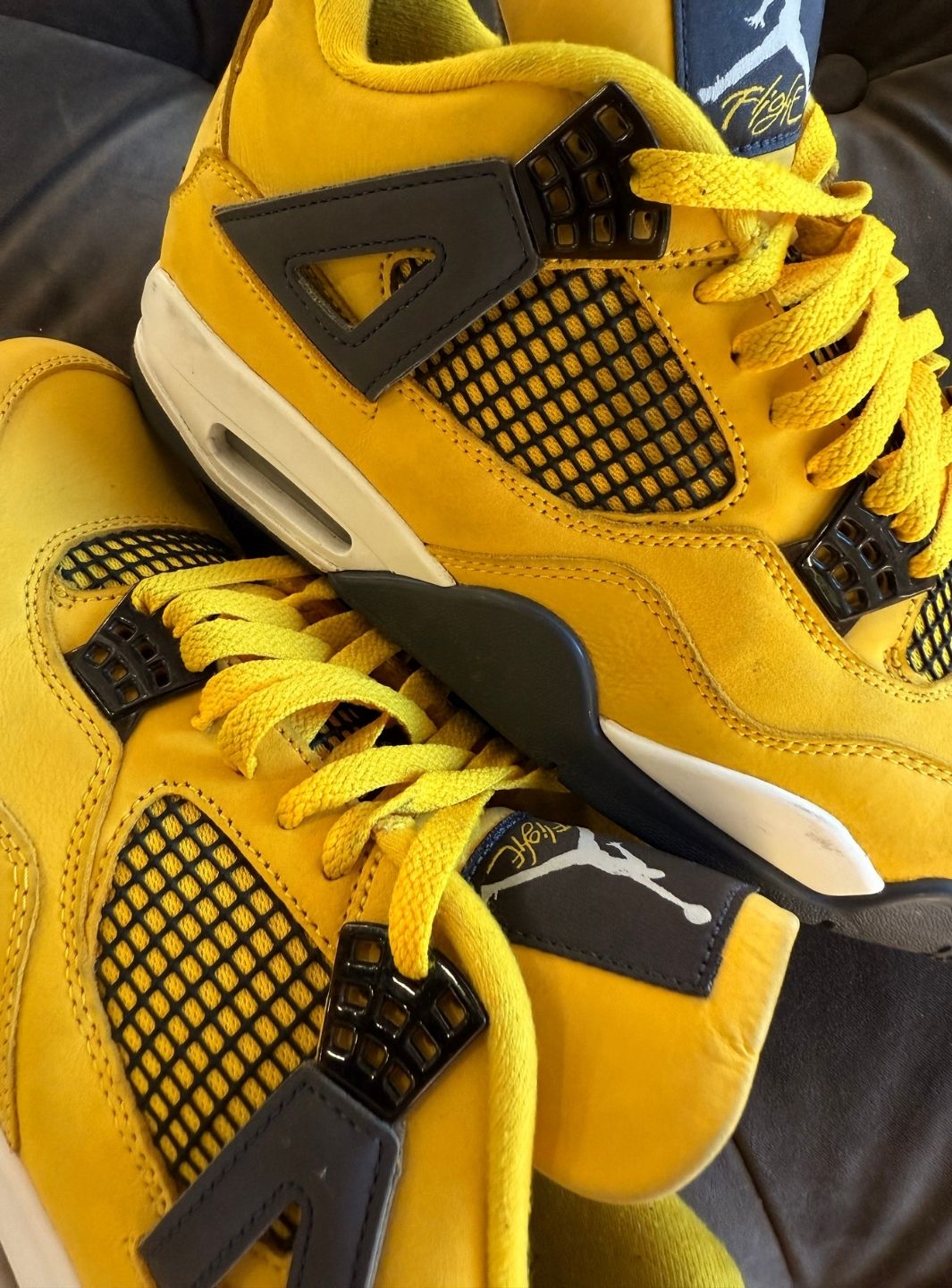 Air Jordan 4 Retro Lightning (2021) - Usato 8.5/10