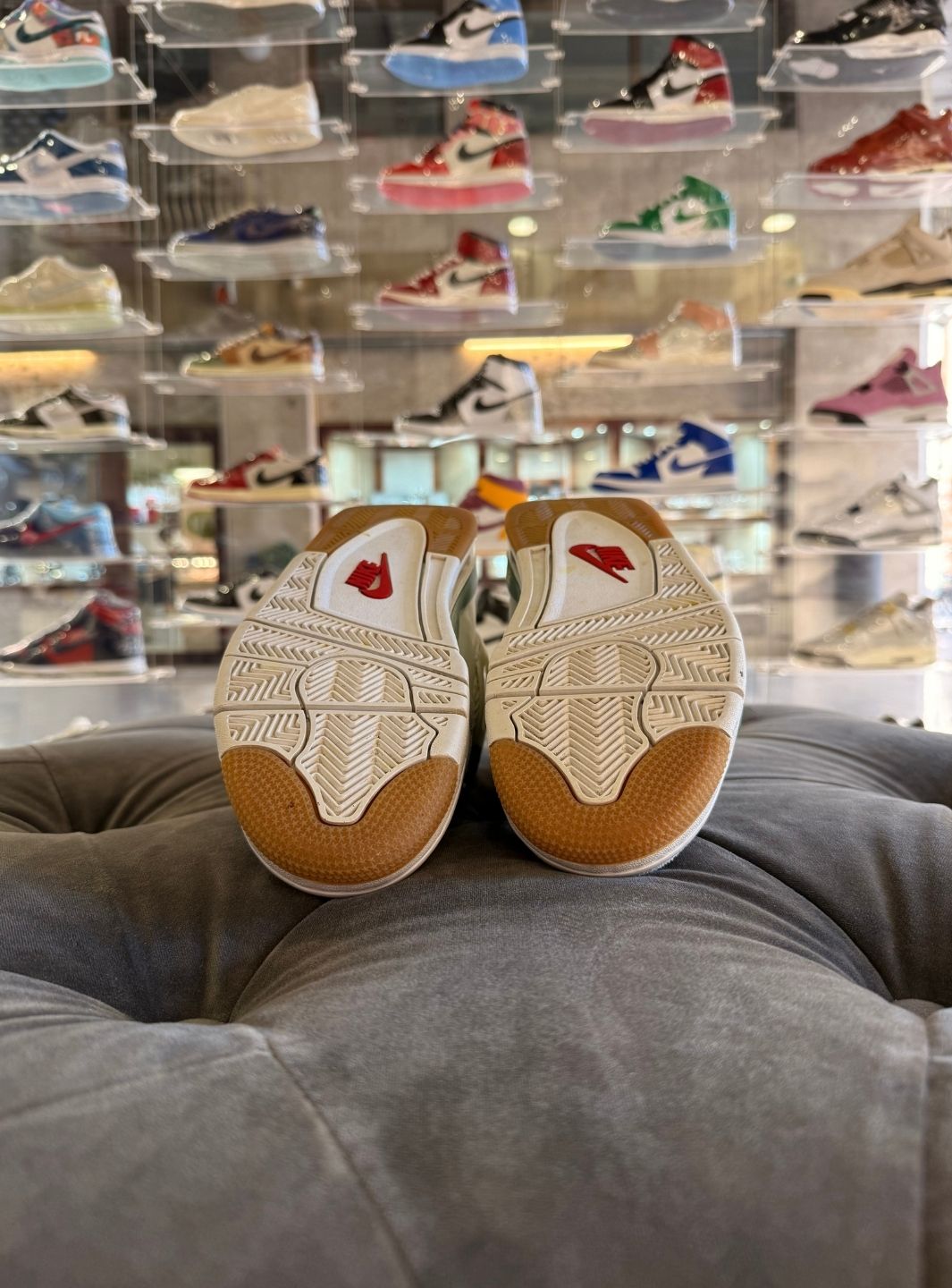 Air Jordan 4 Retro SB Pine Green - Usato 9/10