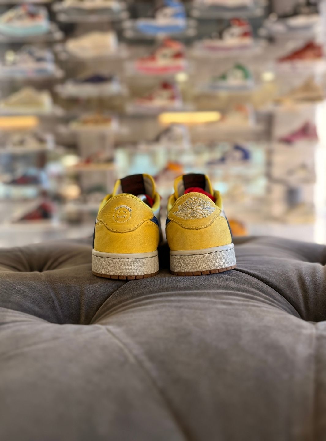 Air Jordan 1 Retro Low OG SP Travis Scott Canary - Usato 8.5/10