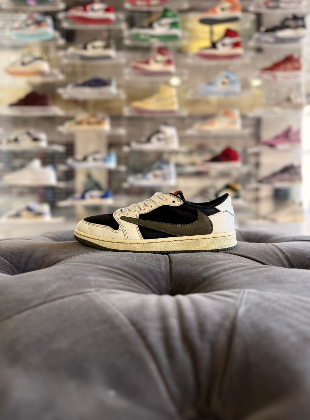 Air Jordan 1 Retro Low OG SP Travis Scott Olive - Sneakers Usate | ResellZone