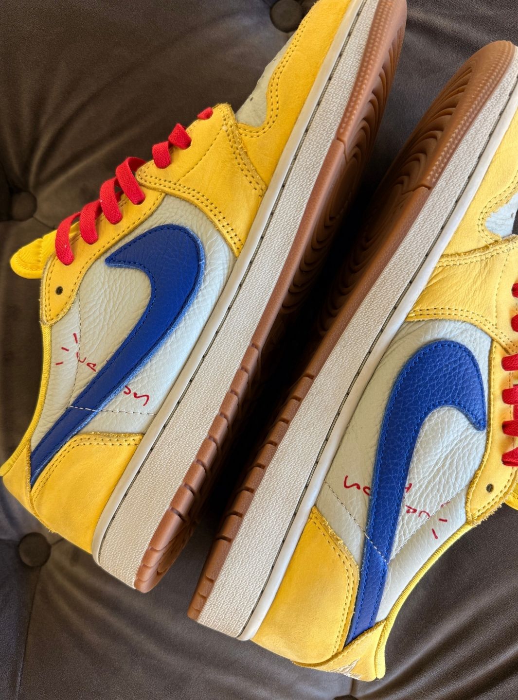 Air Jordan 1 Retro Low OG SP Travis Scott Canary - Usato 8.5/10