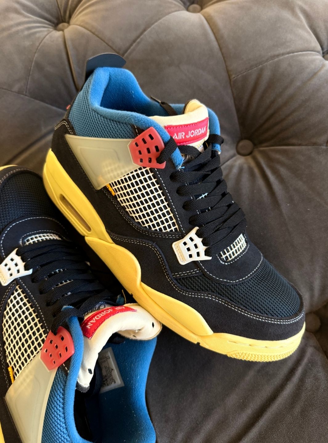 Air Jordan 4 Retro Union Off Noir - Usato 9.5/10