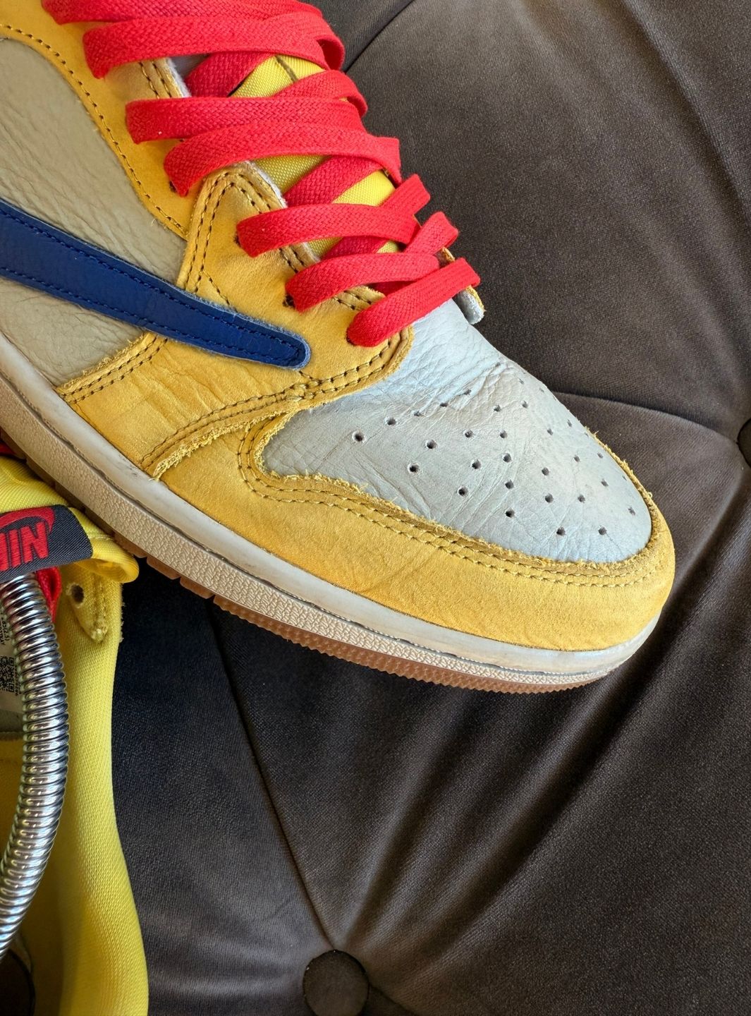 Air Jordan 1 Retro Low OG SP Travis Scott Canary - Usato 8.5/10