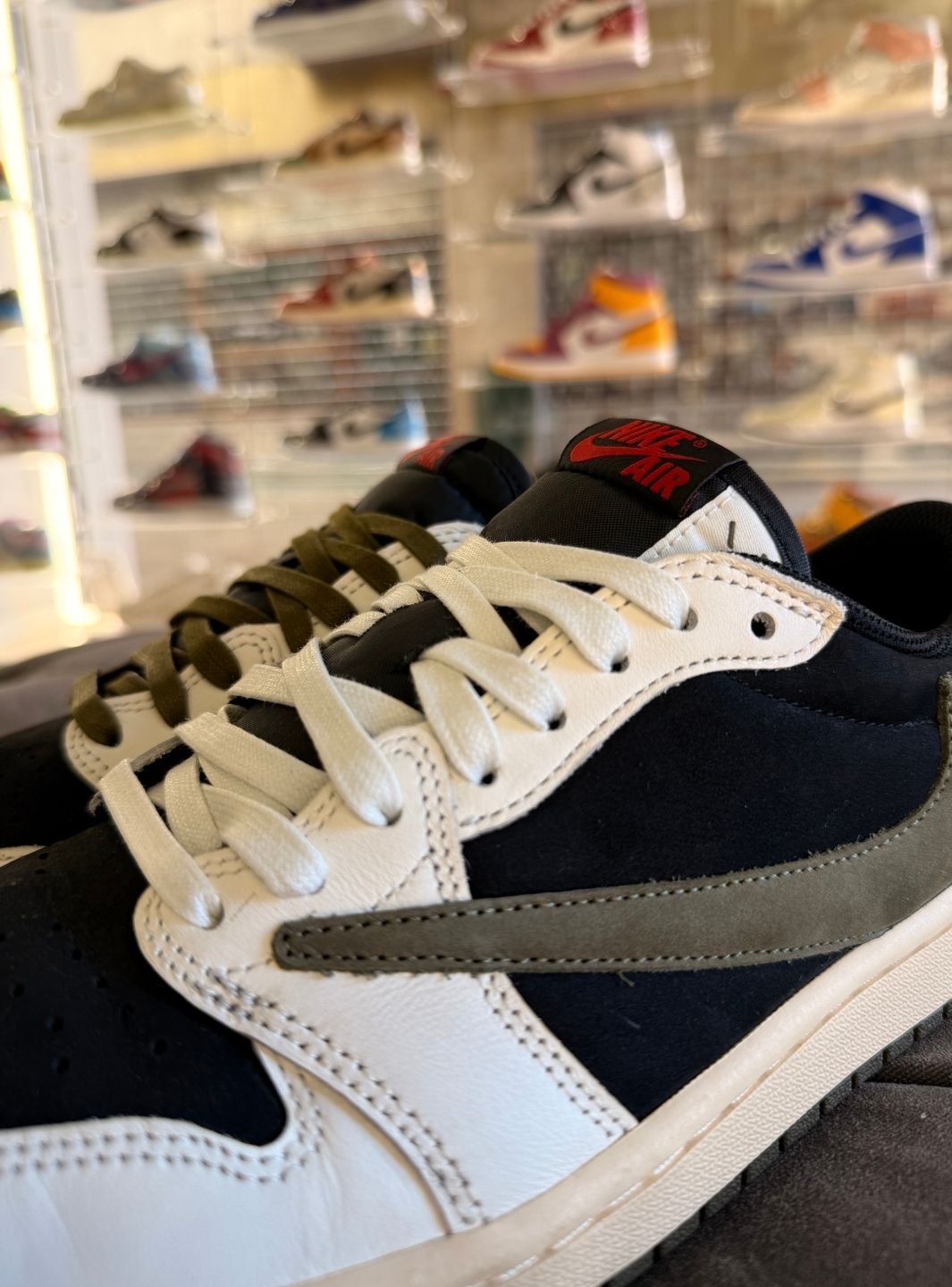 Air Jordan 1 Retro Low OG SP Travis Scott Olive - Usato 9.5/10