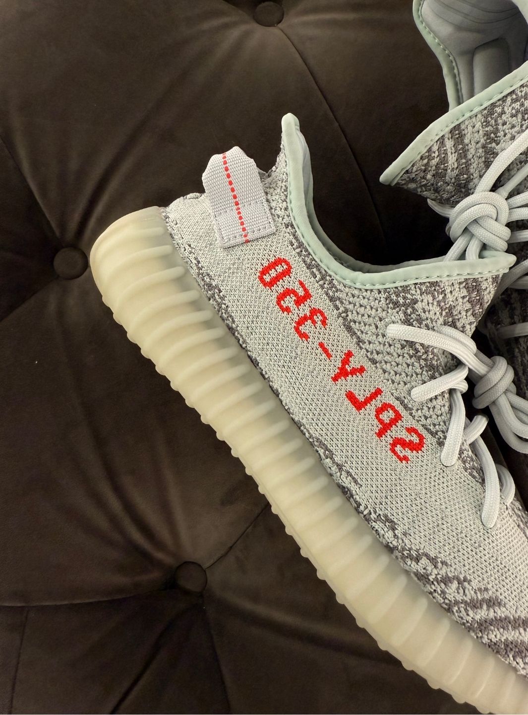Adidas Yeezy Boost 350 V2 Blue Tint - Sneakers Usate | ResellZone