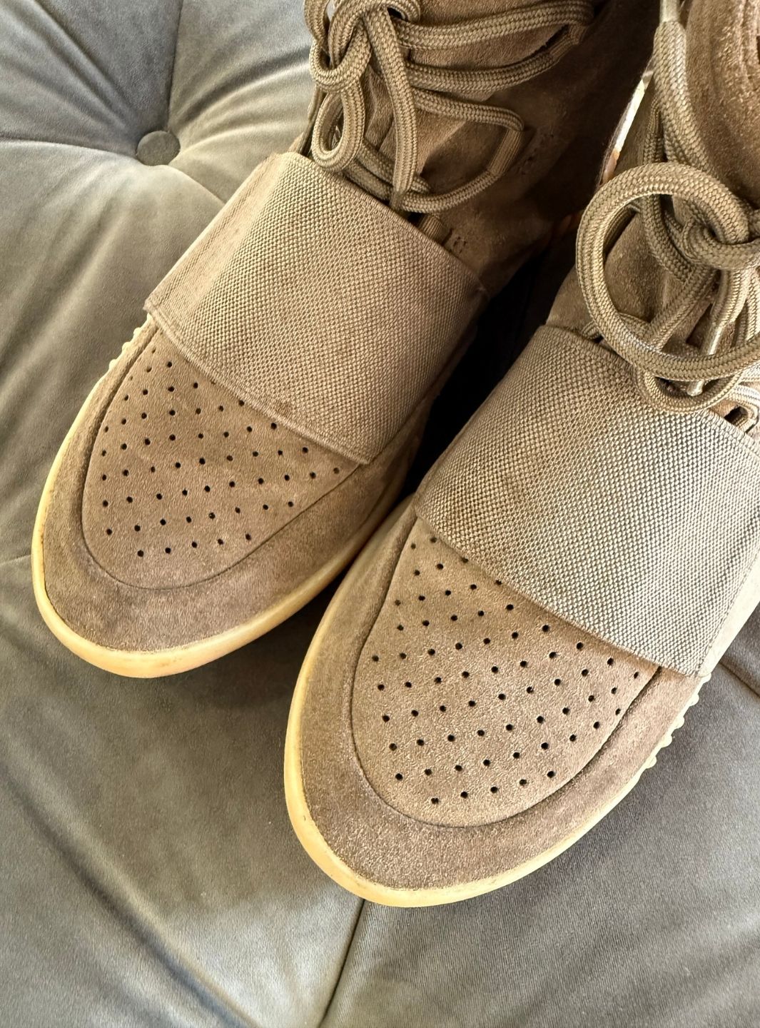 Adidas Yeezy Boost 750 Chocolate - Sneakers Usate | ResellZone