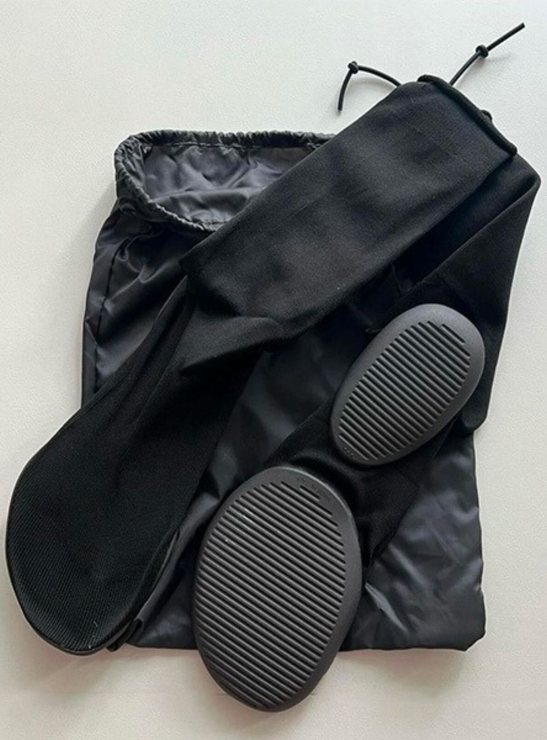 Yeezy Pods Size Pods Yeezy Euro Size Adidas Yeezy Pods Black