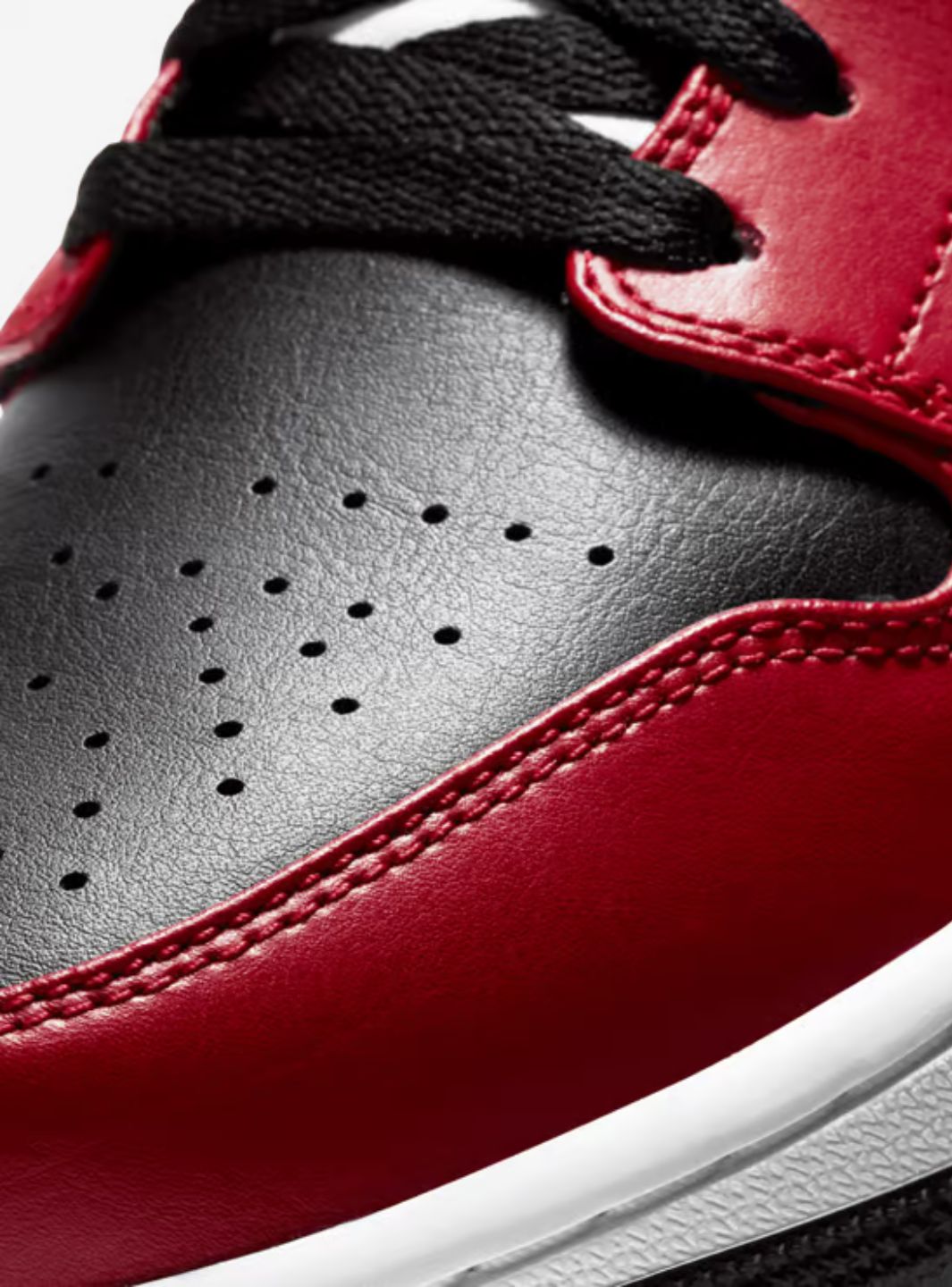 Black Toe Jordan Chicago Rosse E Nere Air Jordan Mid Chicago Black