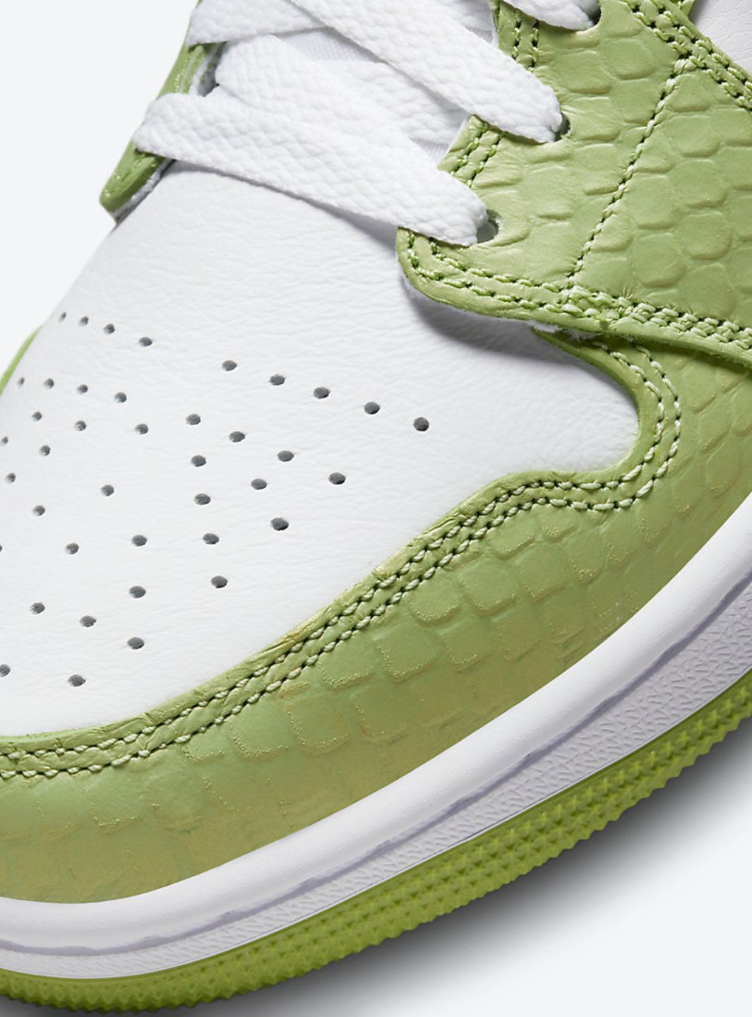 Air Jordan 1 Mid Green Python (W) - DV2959-113 | ResellZone