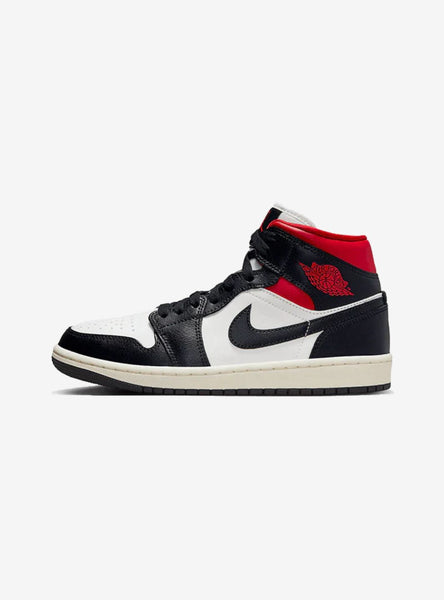 air-jordan-1-mid-gym-red-panda