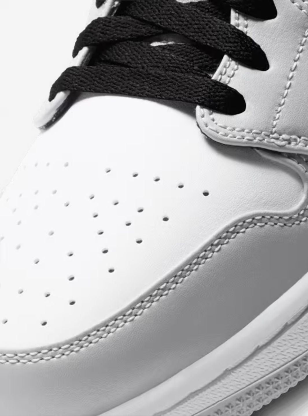 Air Jordan 1 Mid Light Smoke Grey - 554724-092 | ResellZone