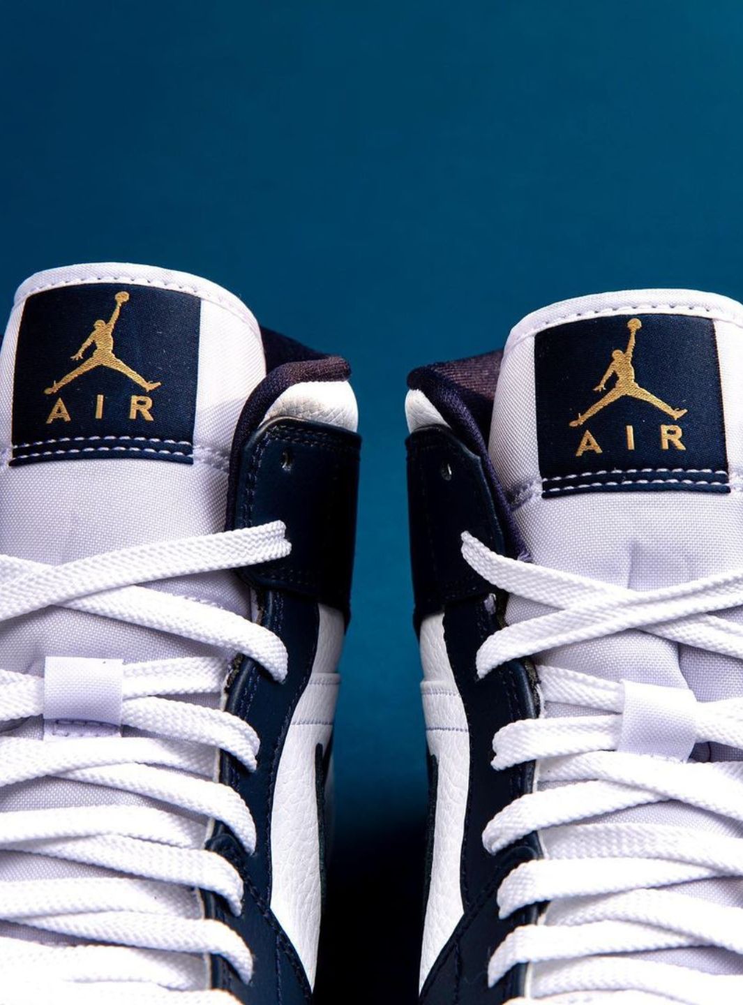 Air Jordan 1 Mid White Metallic Gold Obsidian - 554724-174 | ResellZone