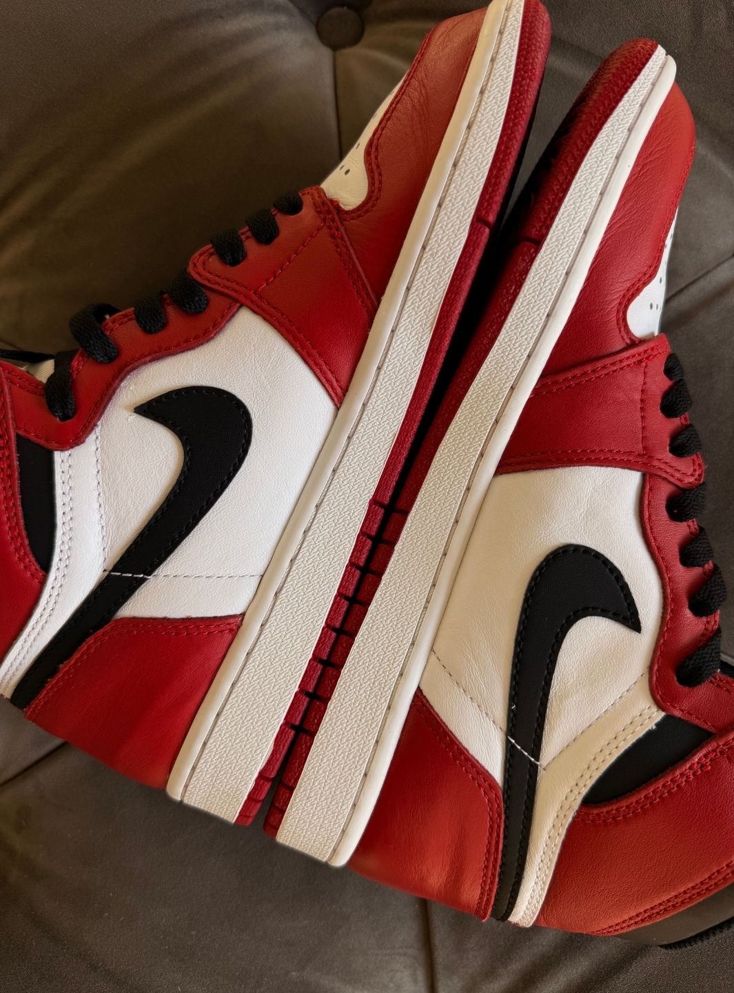 Air Jordan 1 Retro High Chicago (2015) - Sneakers Usate | ResellZone