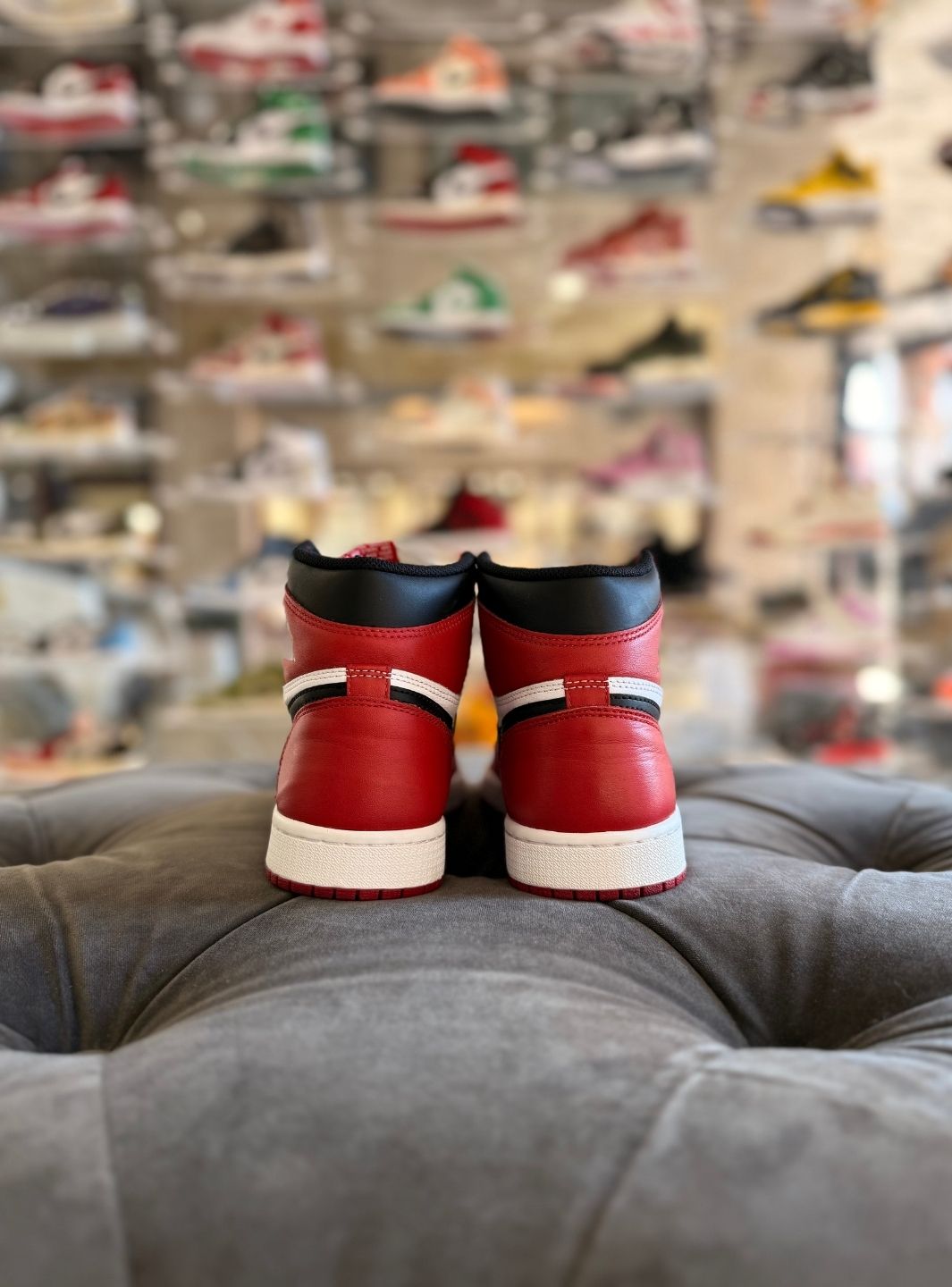 Air Jordan 1 Retro High Chicago (2015) - Sneakers Usate | ResellZone