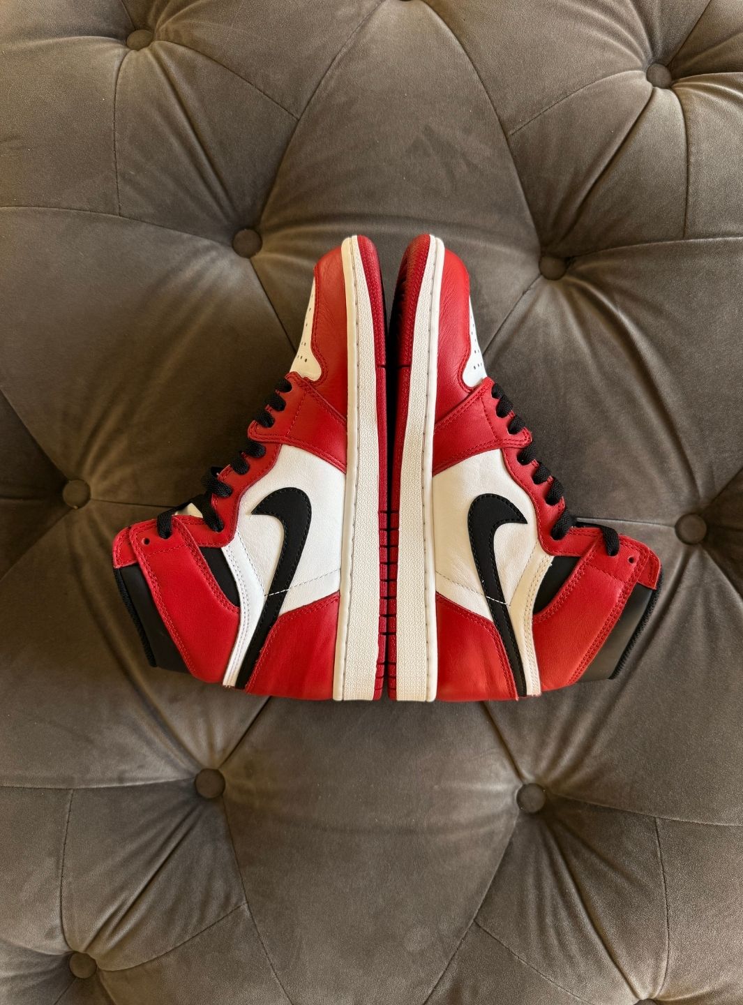 Air Jordan 1 Retro High Chicago (2015) - Sneakers Usate | ResellZone