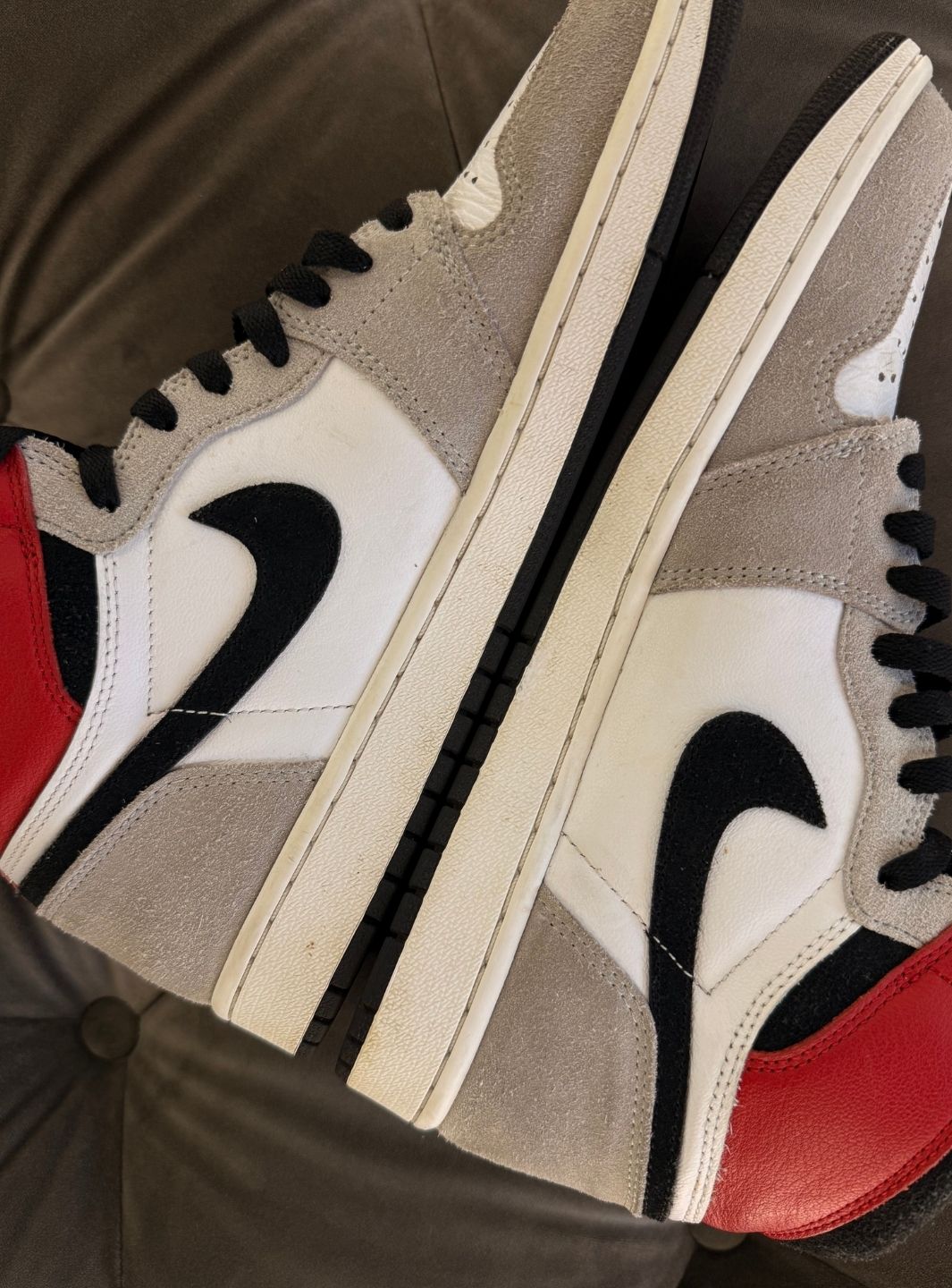 Air Jordan 1 Retro High Light Smoke Grey - Sneakers Usate | ResellZone