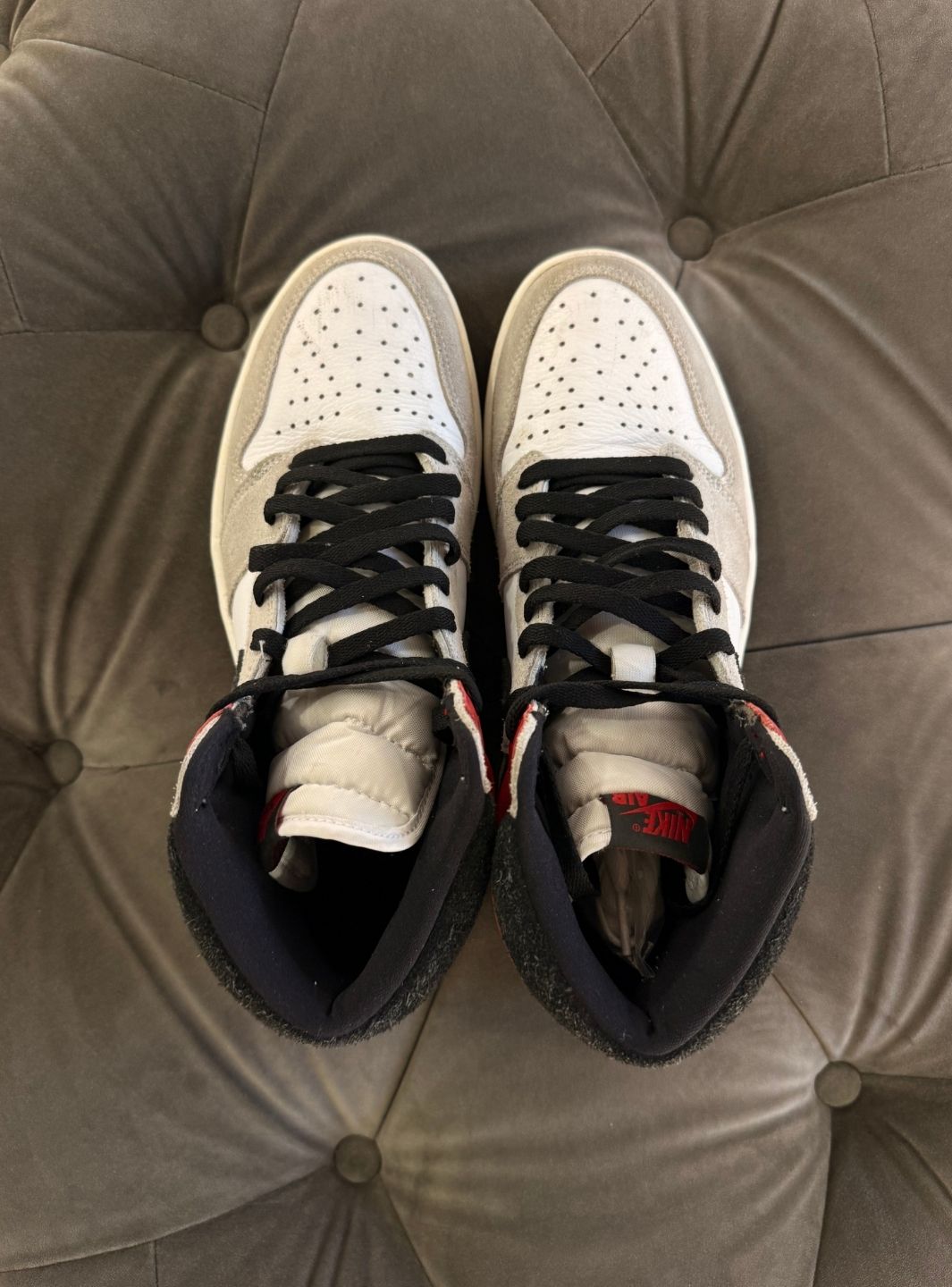 Air Jordan 1 Retro High Light Smoke Grey - Sneakers Usate | ResellZone