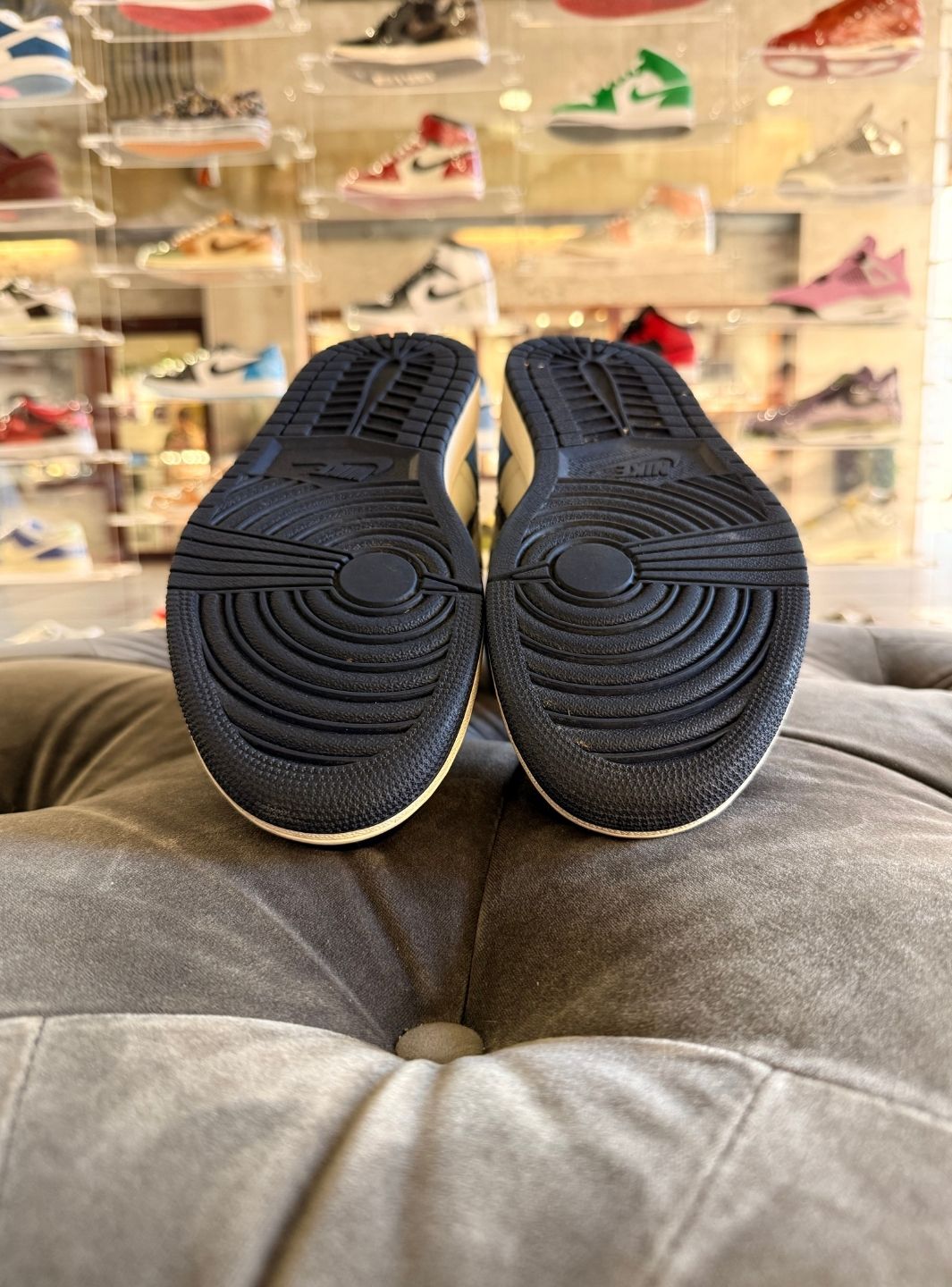 Air Jordan 1 Retro High Obsidian - Sneakers Usate | ResellZone