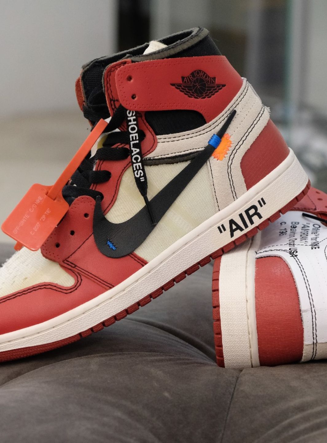 Air Jordan Retro High Off-White Chicago AA3834-101 ResellZone