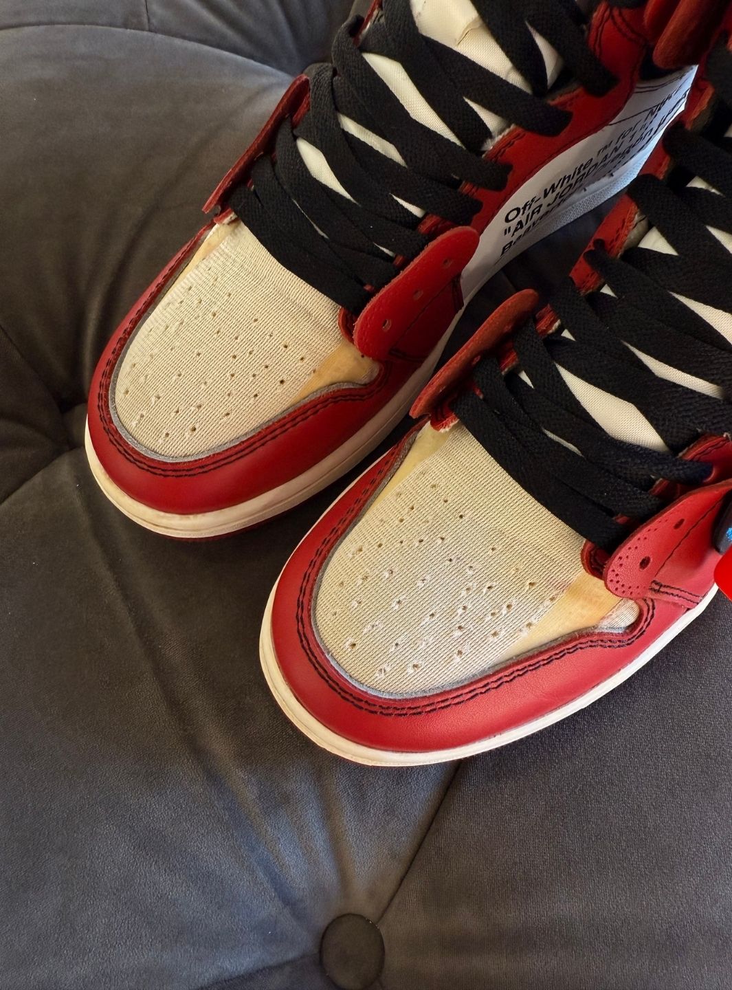 Air Jordan 1 Retro High Off-White Chicago - Sneakers Usate | ResellZone