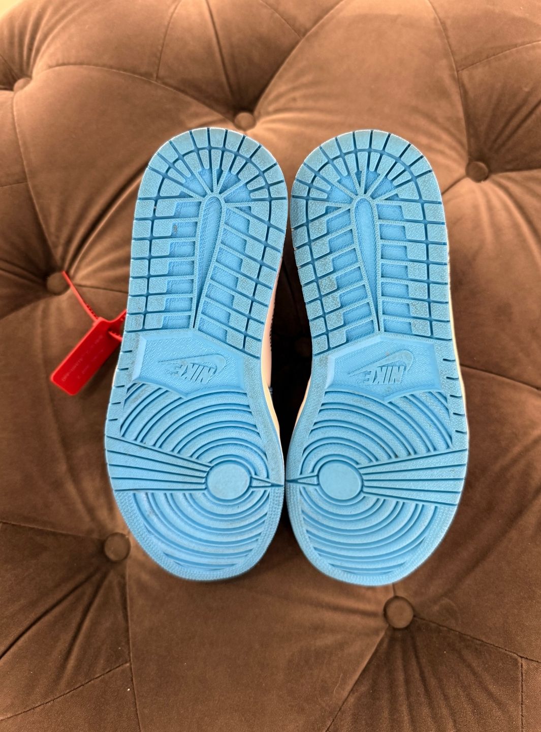 Air Jordan 1 Retro High Off-White University Blue - Sneakers Usate | ResellZone