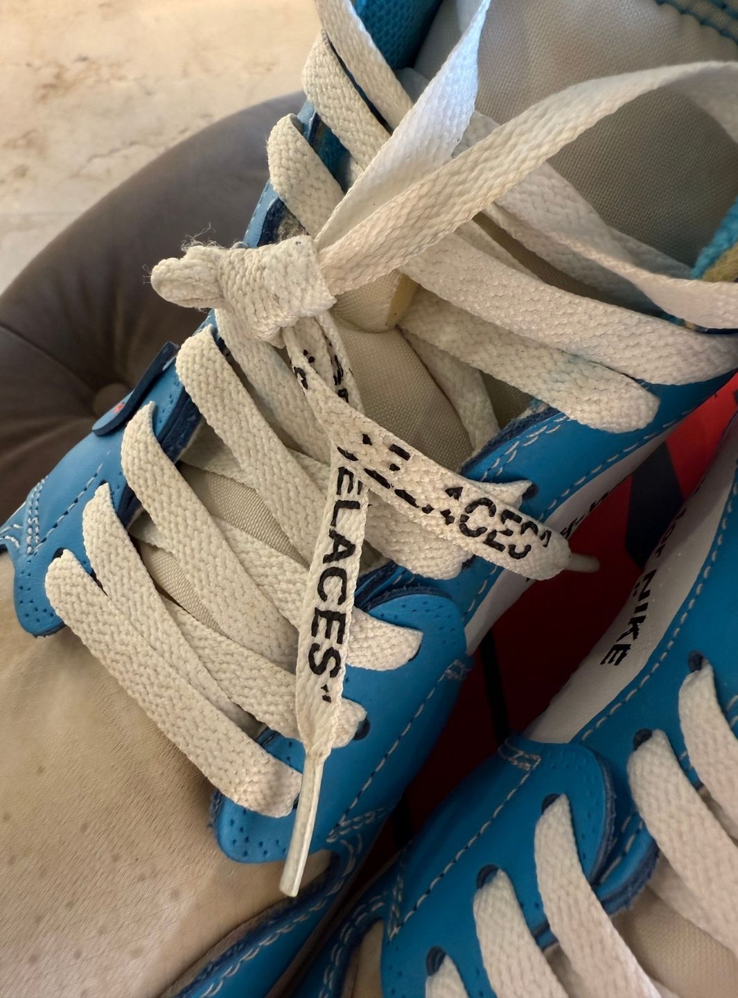 Air Jordan 1 Retro High Off-White University Blue - Sneakers Usate | ResellZone