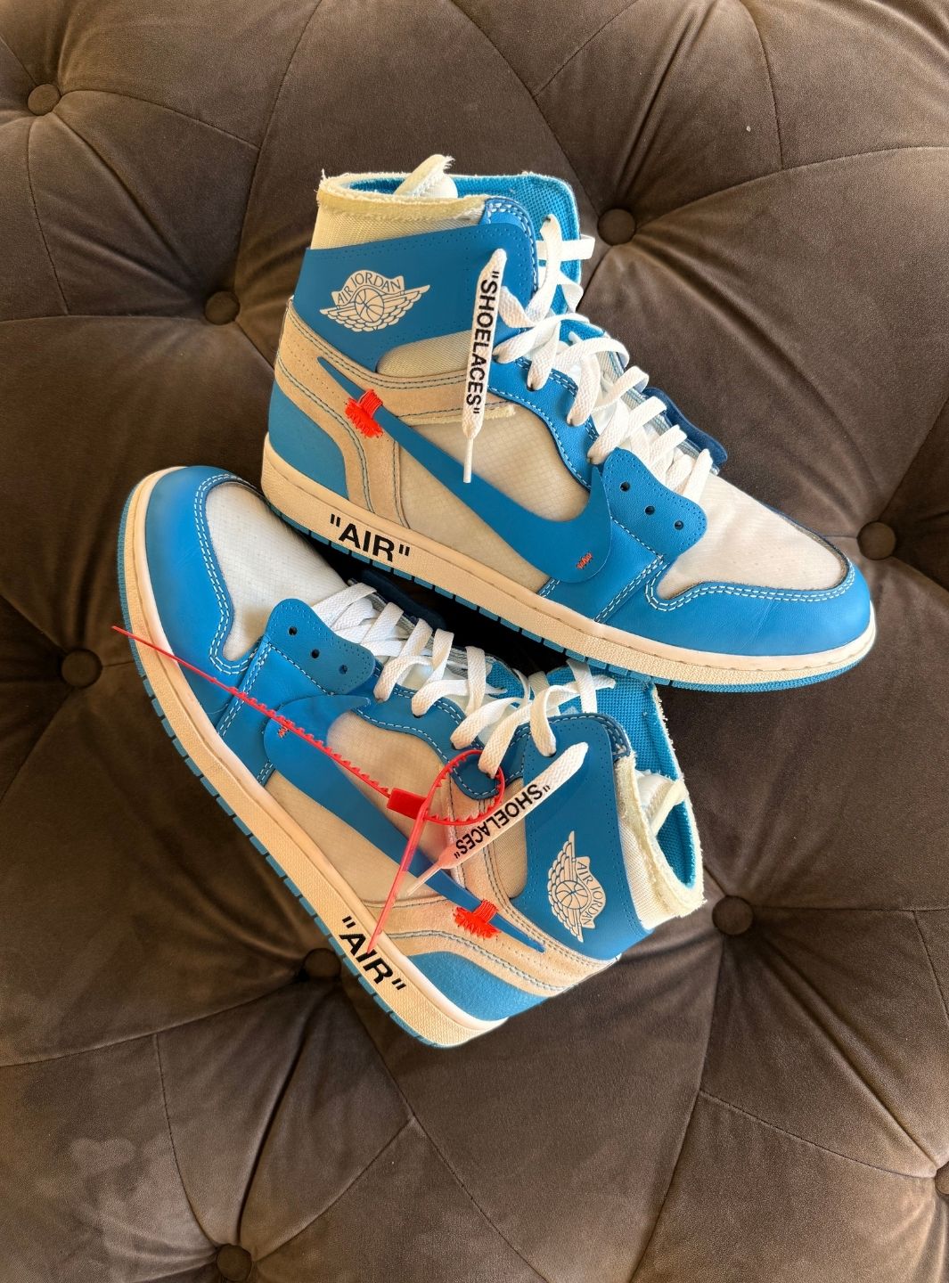 Air Jordan 1 Retro High Off-White University Blue - Sneakers Usate | ResellZone