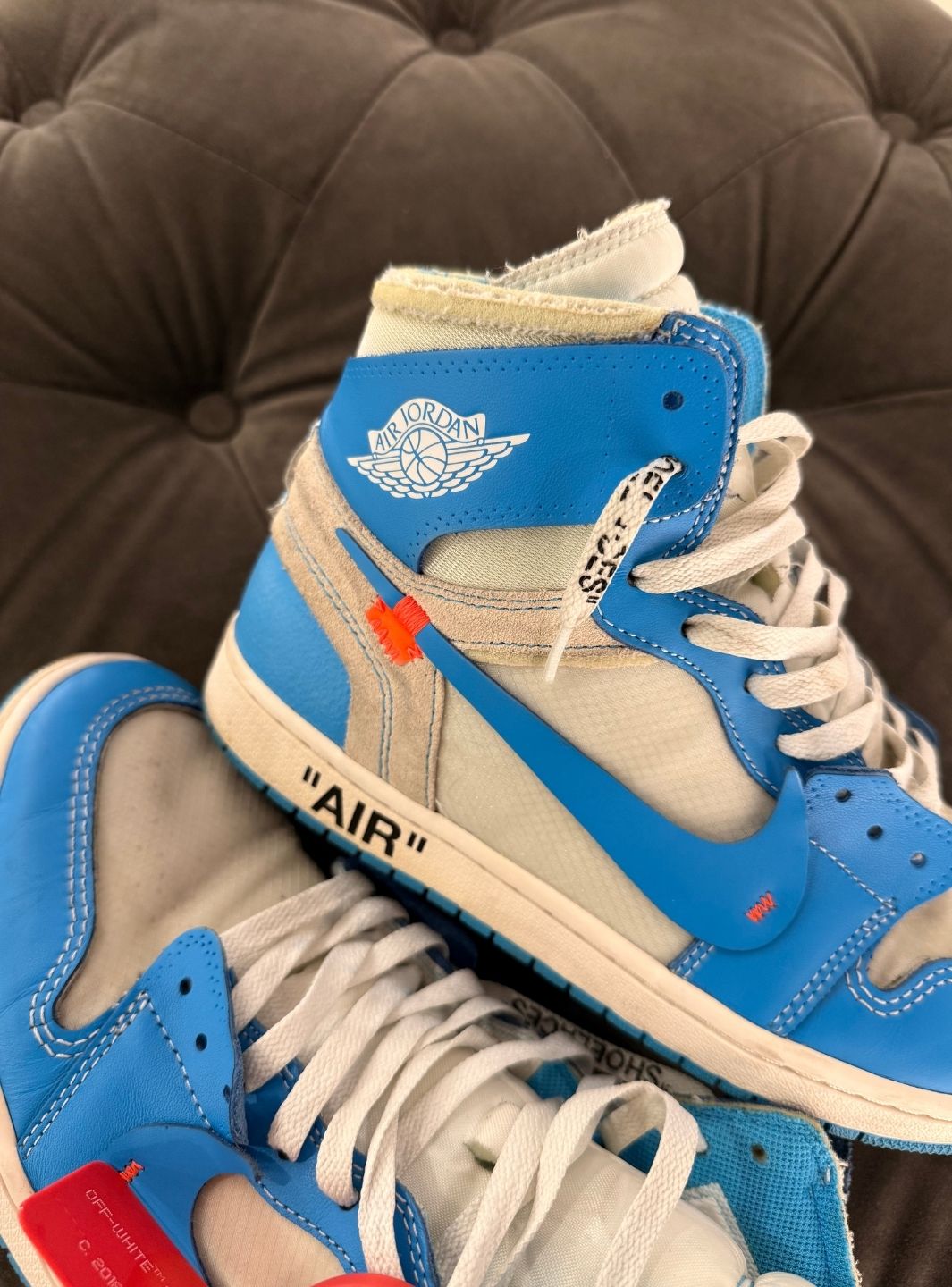 Air Jordan 1 Retro High Off-White University Blue - Sneakers Usate | ResellZone