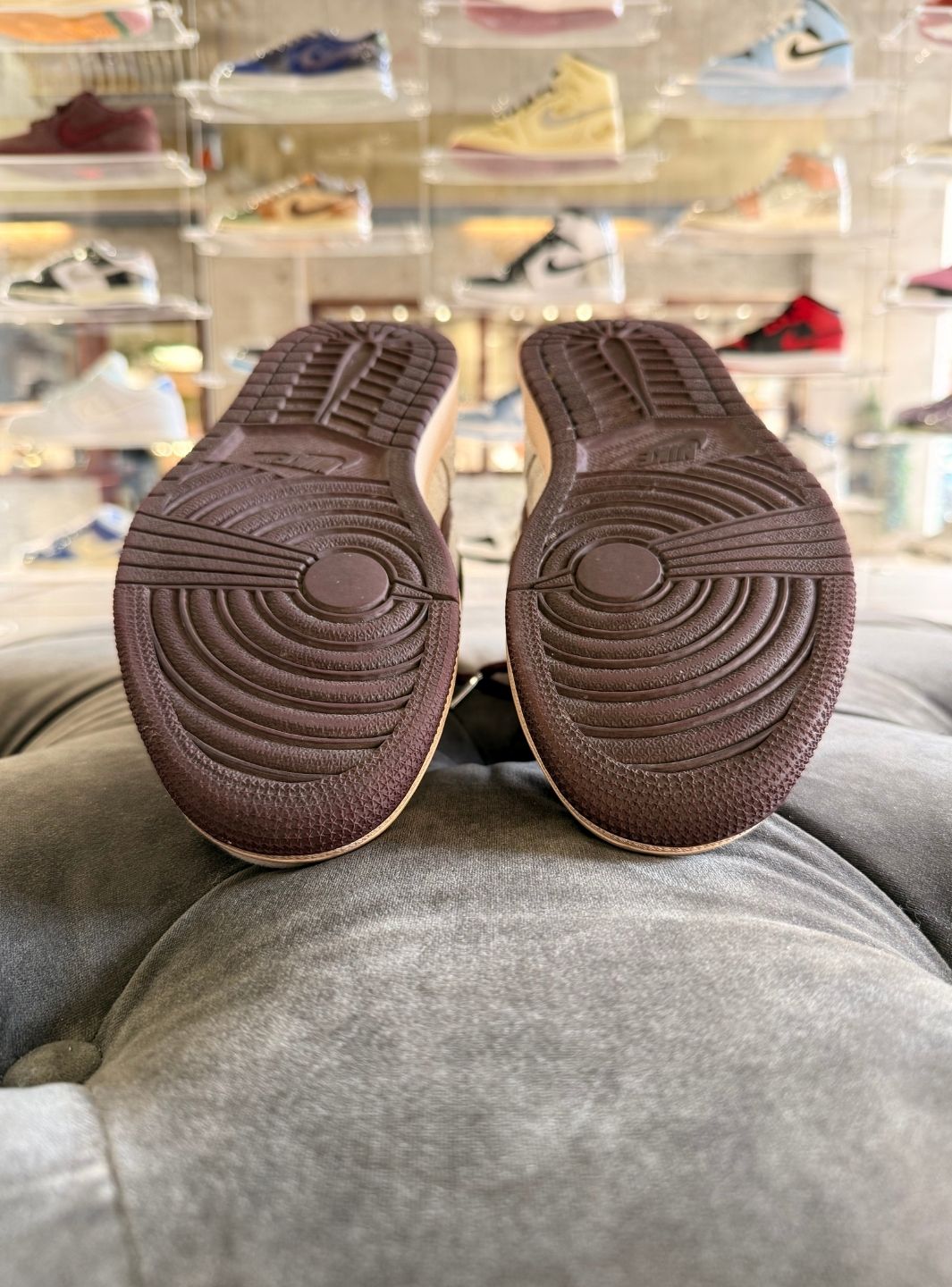 Air Jordan 1 Retro High OG A Ma Maniére - Sneakers Usate | ResellZone