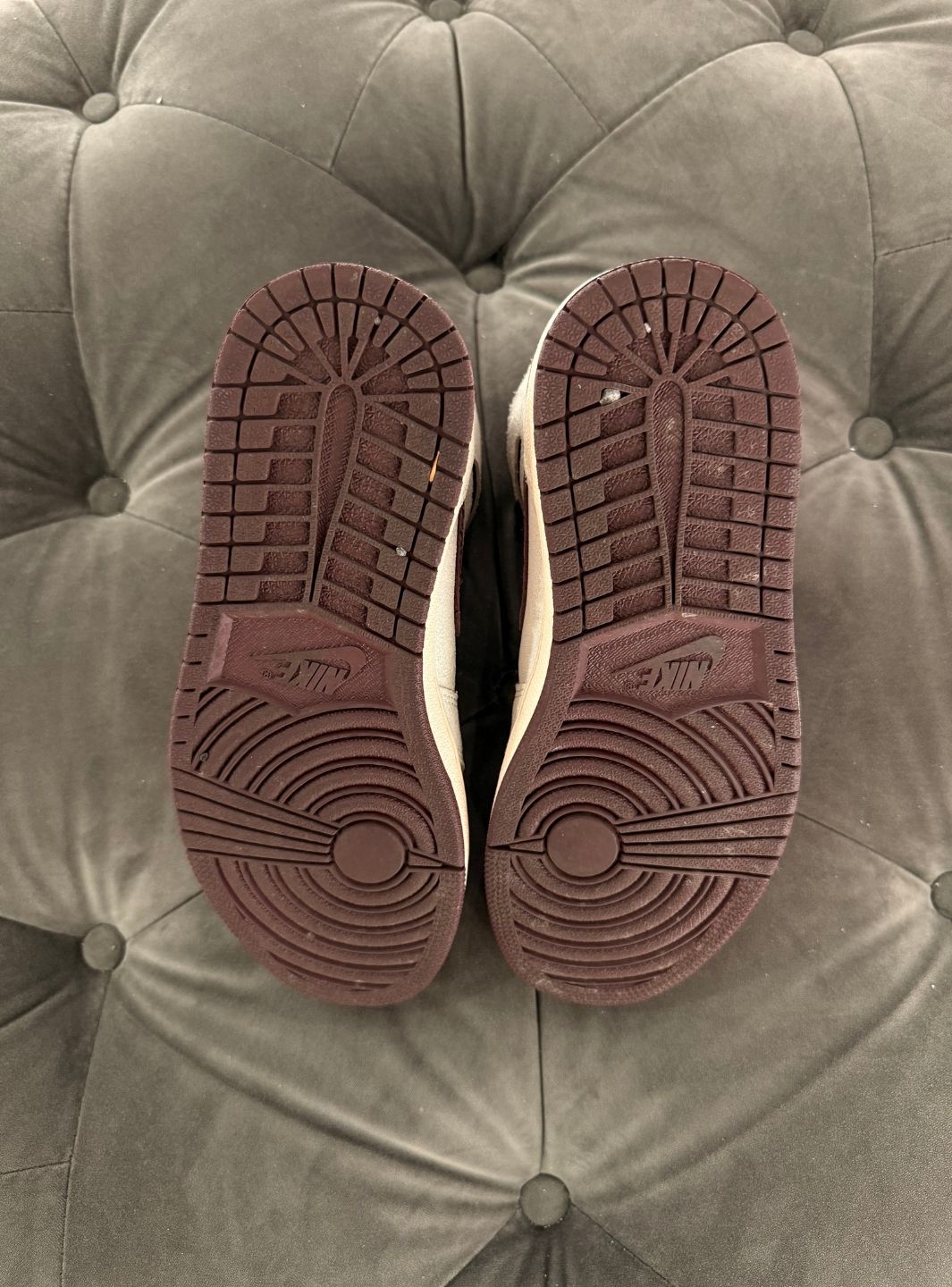 Air Jordan 1 Retro High OG A Ma Maniére- Sneakers Usate | ResellZone