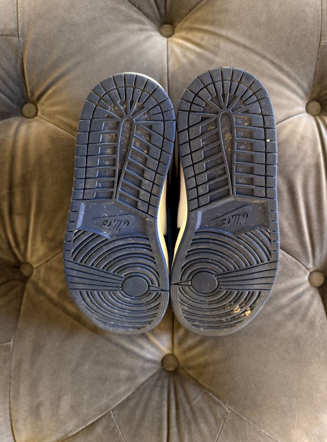 Air Jordan 1 Retro High OG Midnight Navy - Sneakers Usate | ResellZone