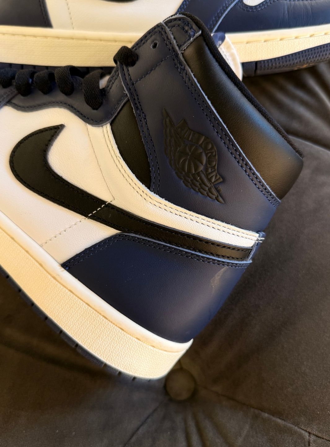 Air Jordan 1 Retro High OG Midnight Navy - Sneakers Usate | ResellZone