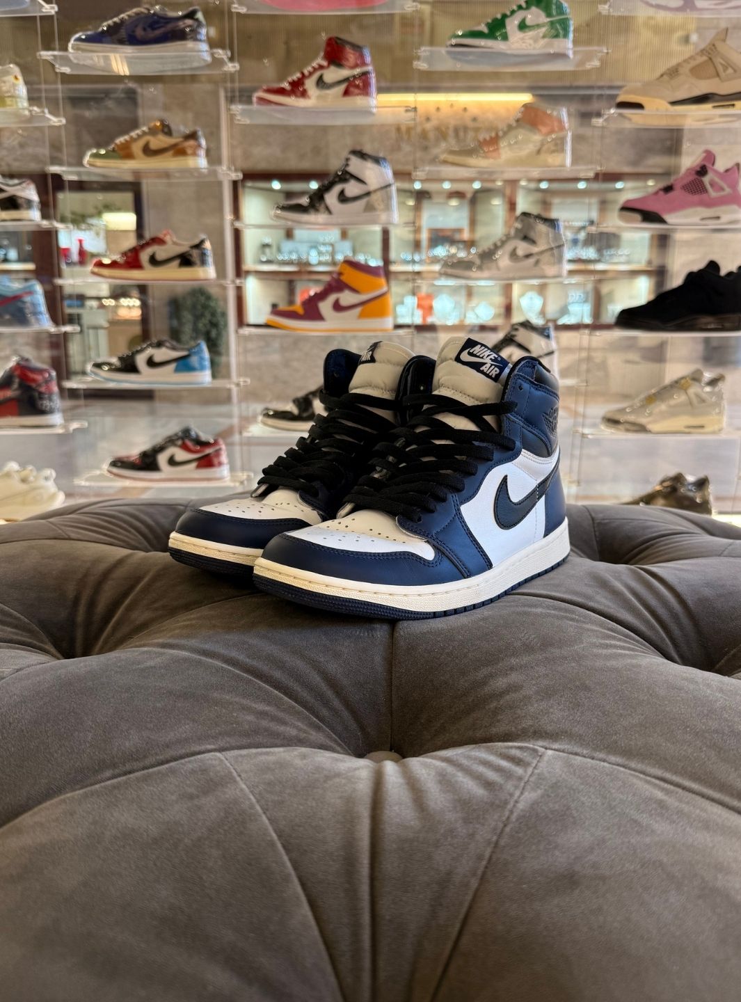 Air Jordan 1 Retro High OG Midnight Navy - Sneakers Usate | ResellZone