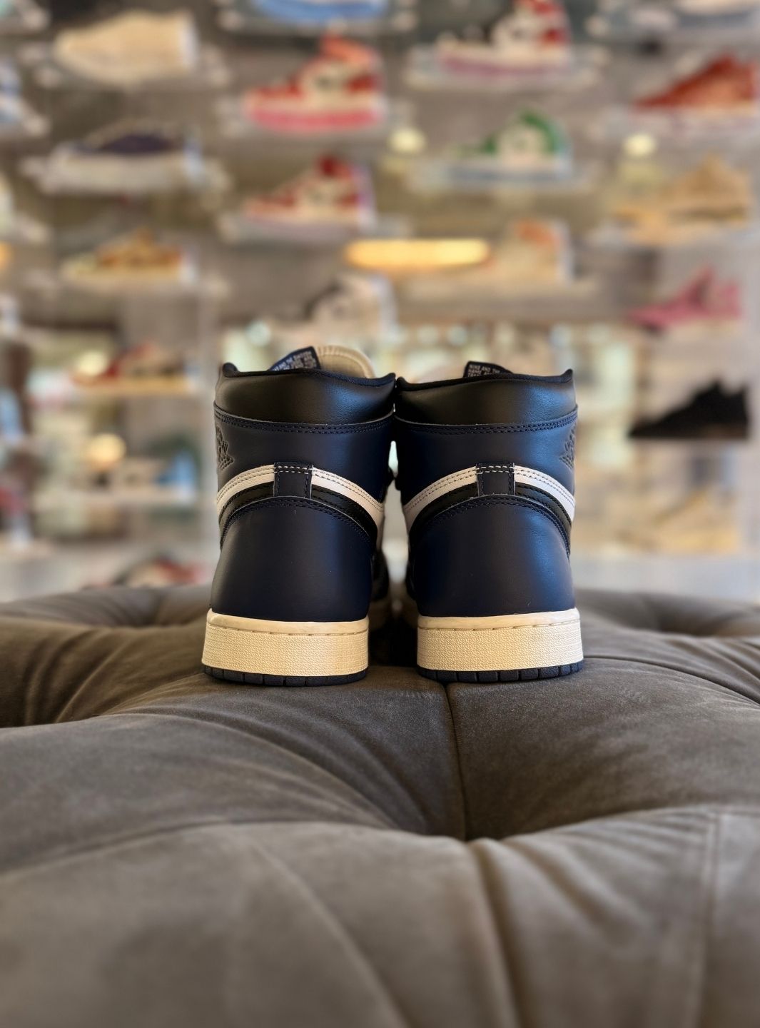 Air Jordan 1 Retro High OG Midnight Navy - Sneakers Usate | ResellZone