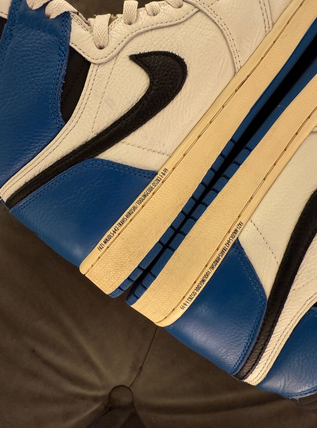Air Jordan 1 Retro High OG SP Fragment x Travis Scott - Sneakers Usate | ResellZone